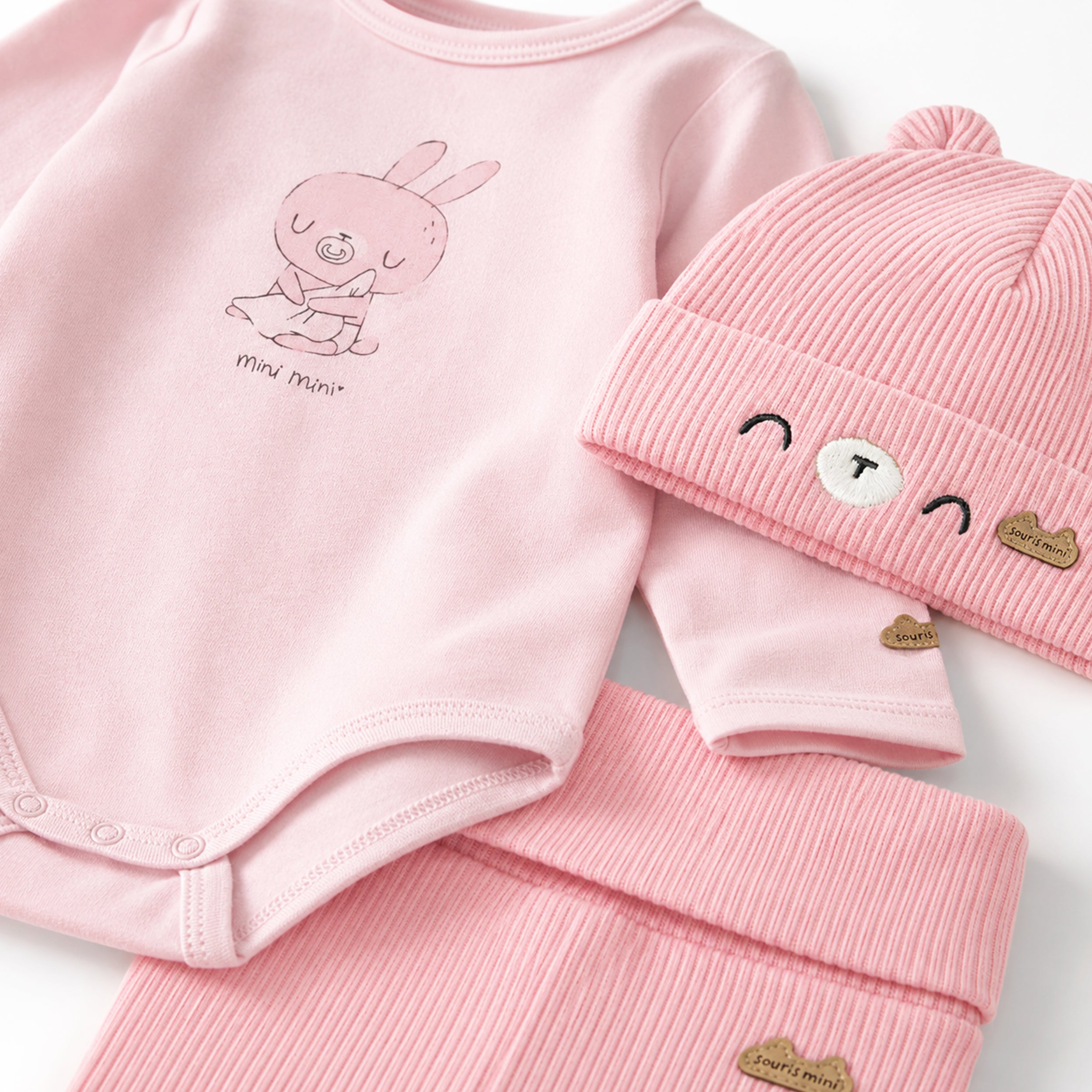 Ensemble trois pièces rose à motif, bébé fille