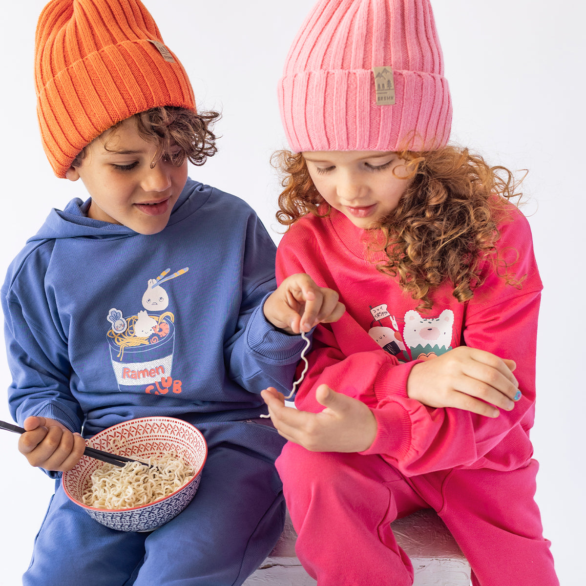 Dark pink sweatshirt with illustration, child