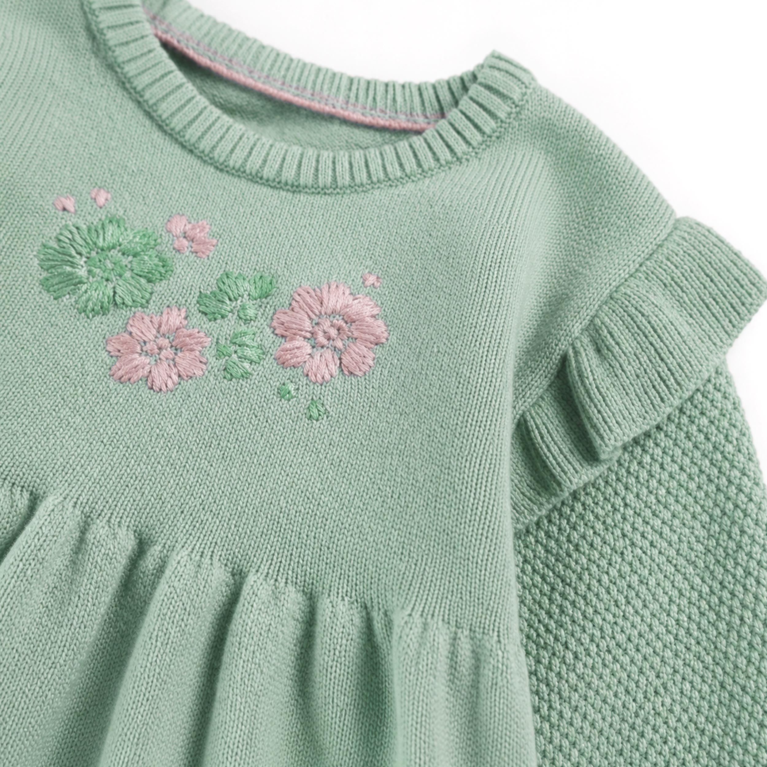 Robe vert sauge à motif floral en tricot, naissance