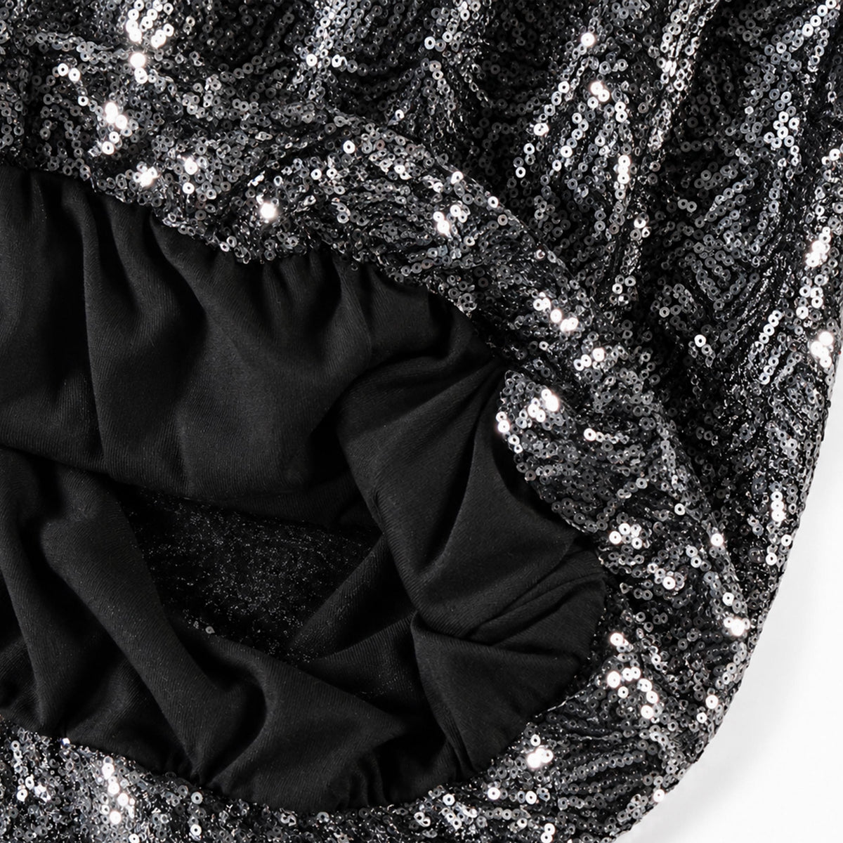 Robe noire à paillettes, enfant