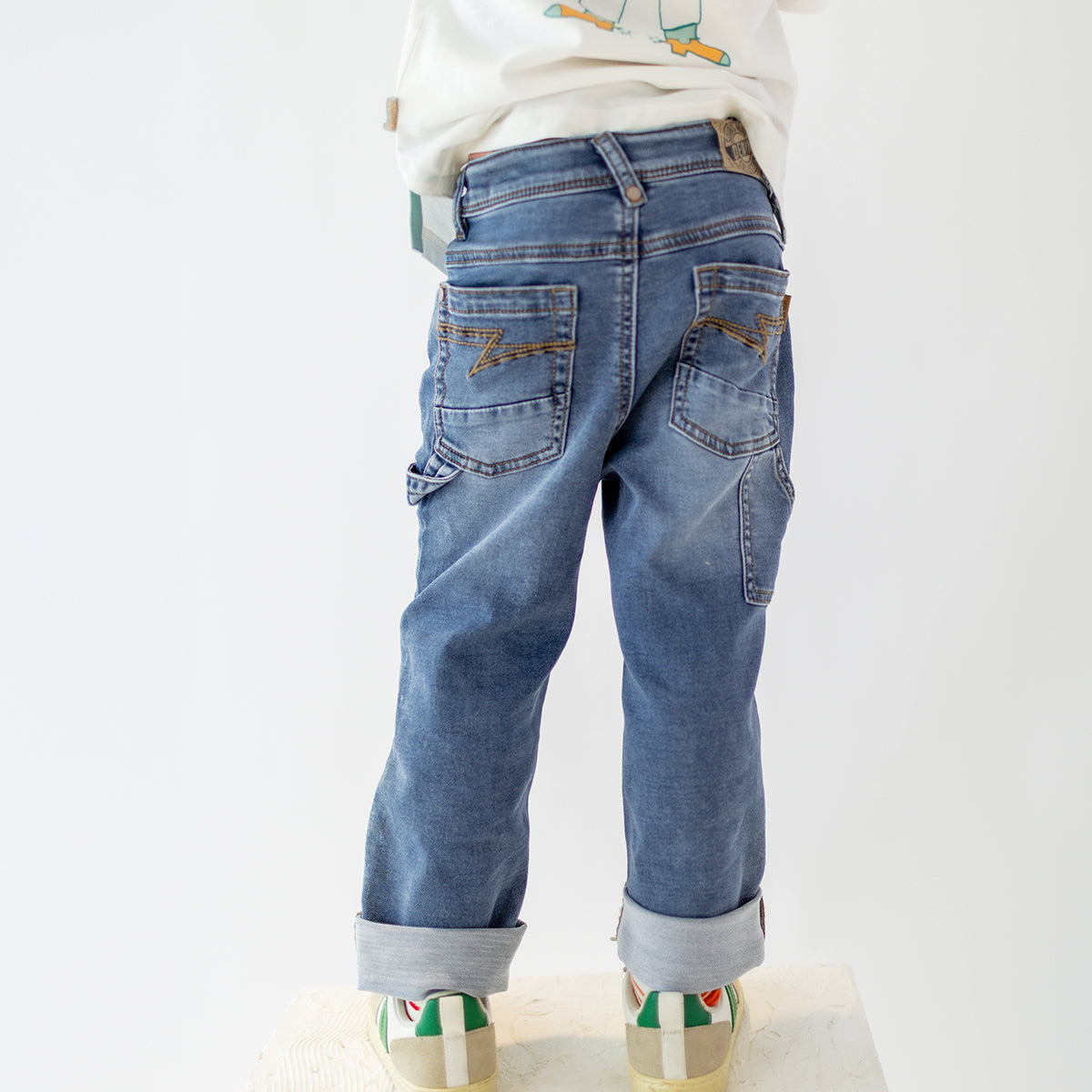 Jean bleu coupe décontractée, enfant