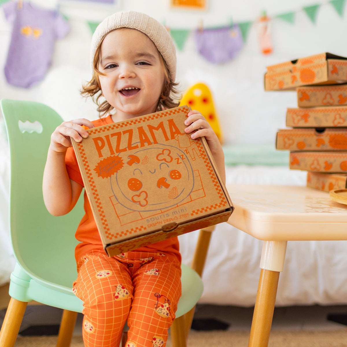 Pyjama deux pièces orange à motifs de pizzas, bébé