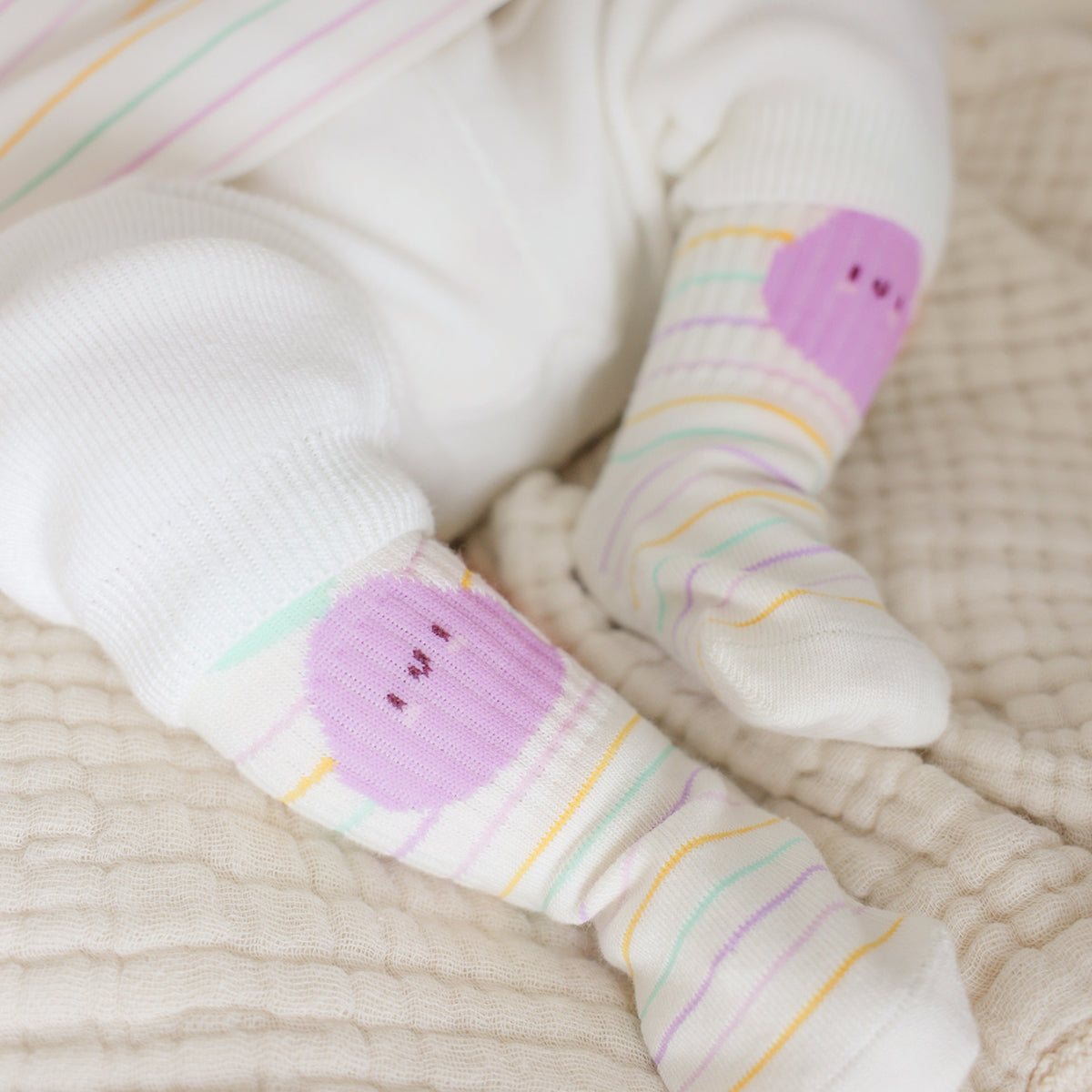 Cream knit pants, newborn