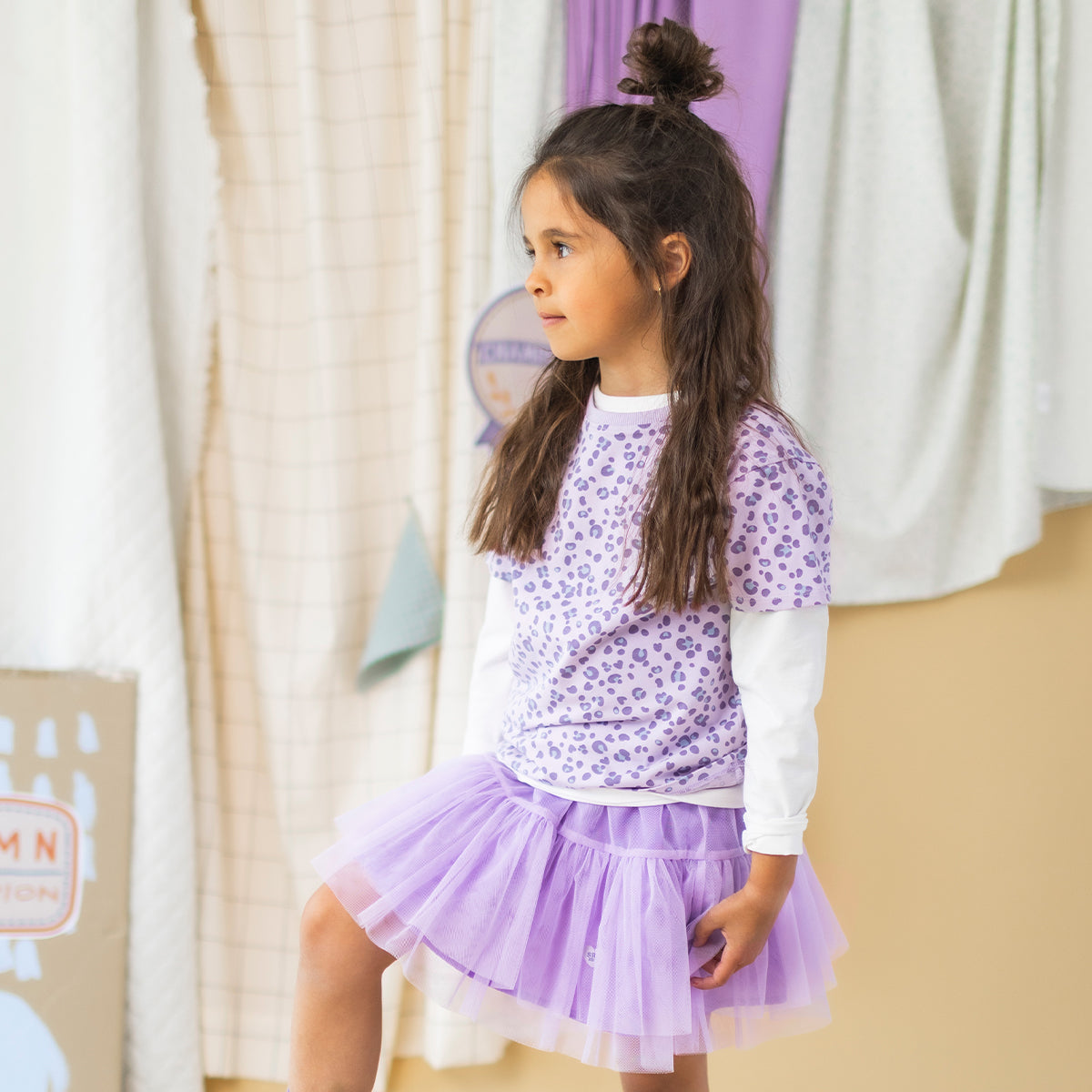 Lilac T-shirt with leopard print, child