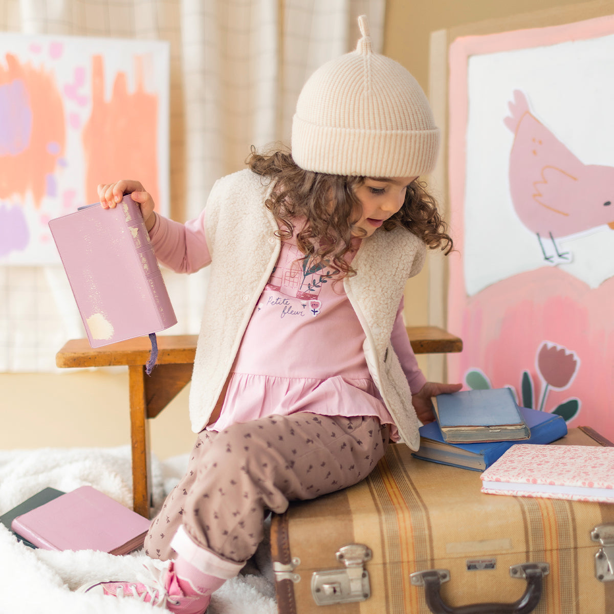 Pink T-shirt with floral illustration, baby