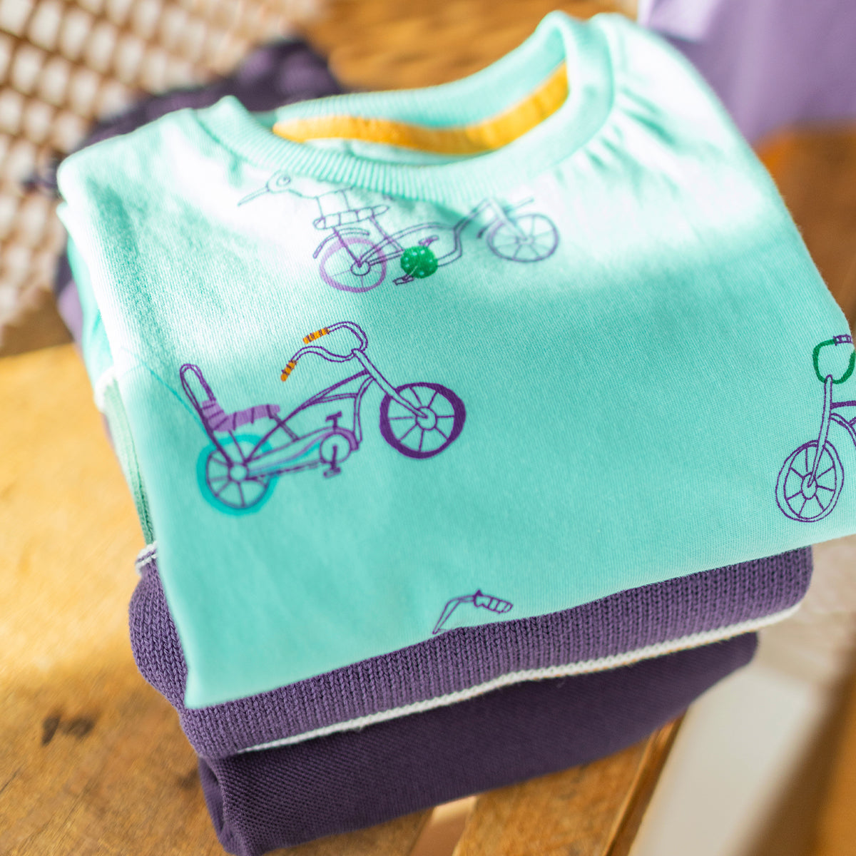 T-shirt turquoise à motifs, bébé