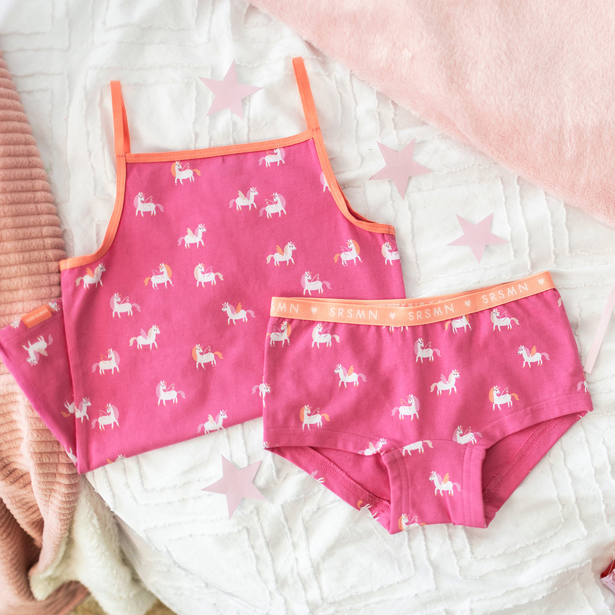 Dark pink camisole with unicorn pattern, child