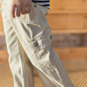 Pantalon crème cargo coupe régulière à jambes larges en denim twill extensible, enfant  || Cream cargo pants, regular fit, wide-leg in stretch twill denim, child
