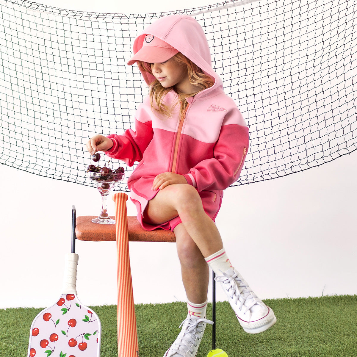 Photo d'un enfant portant le short de sport rose, enfant