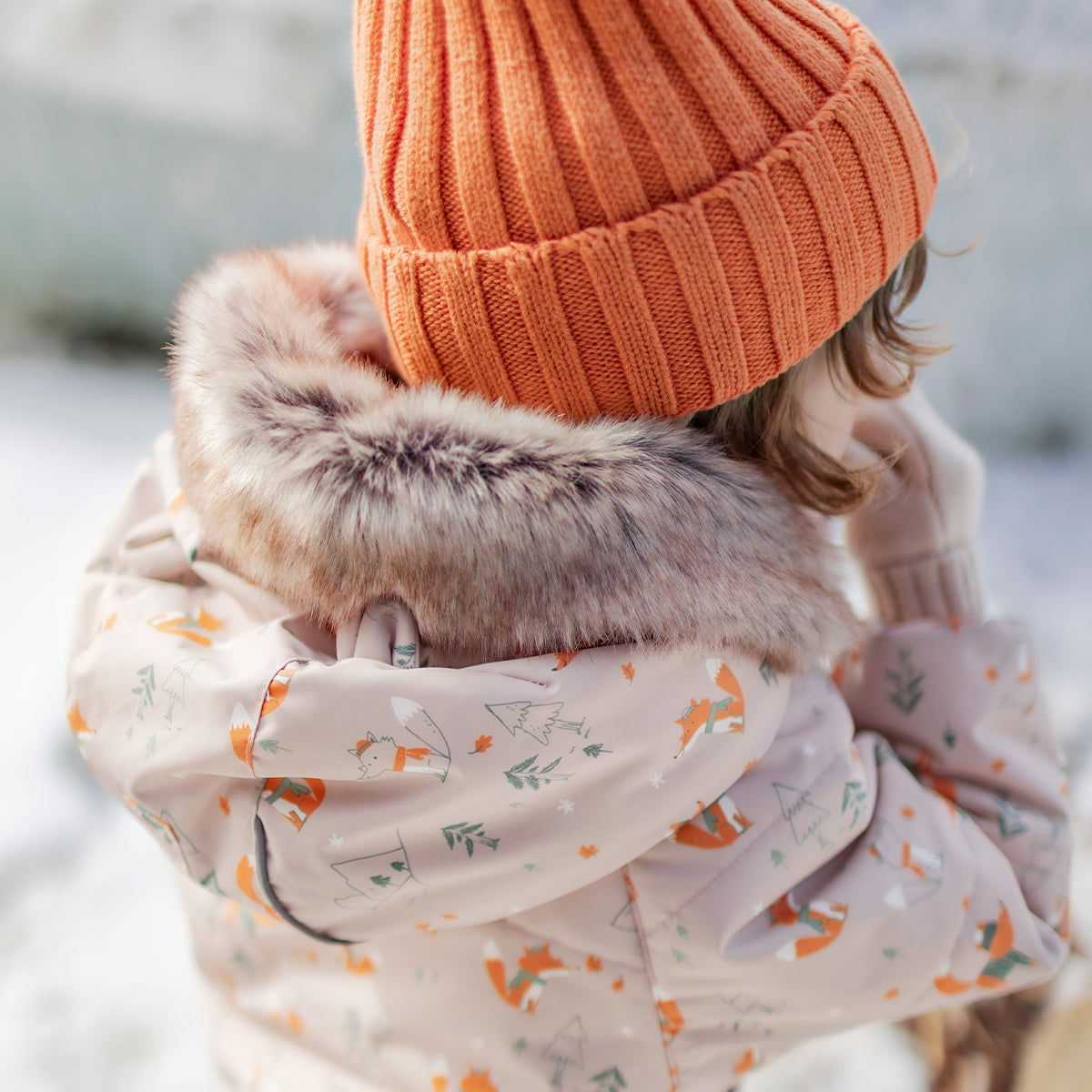 Habit de neige deux pièces beige et vert à imprimé, bébé