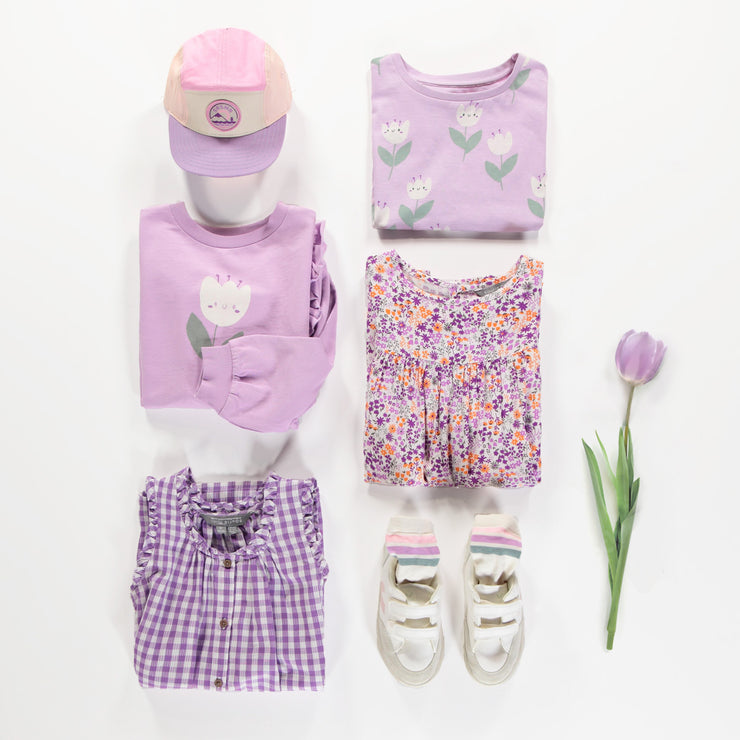 Robe évasée à manches courtes mauve fleurie en viscose, enfant || Purple flowery dress with short sleeves in viscose, child
