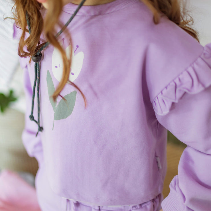 Chandail ample lilas avec motif de tulipe en coton français, enfant || Loose-fitting lilac sweater with tulip motif in french cotton, child