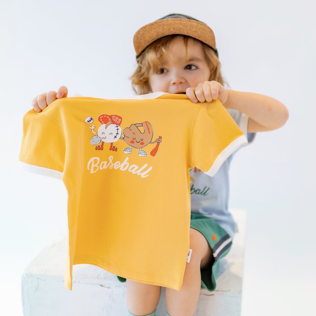 Yellow T-shirt with illustration, baby