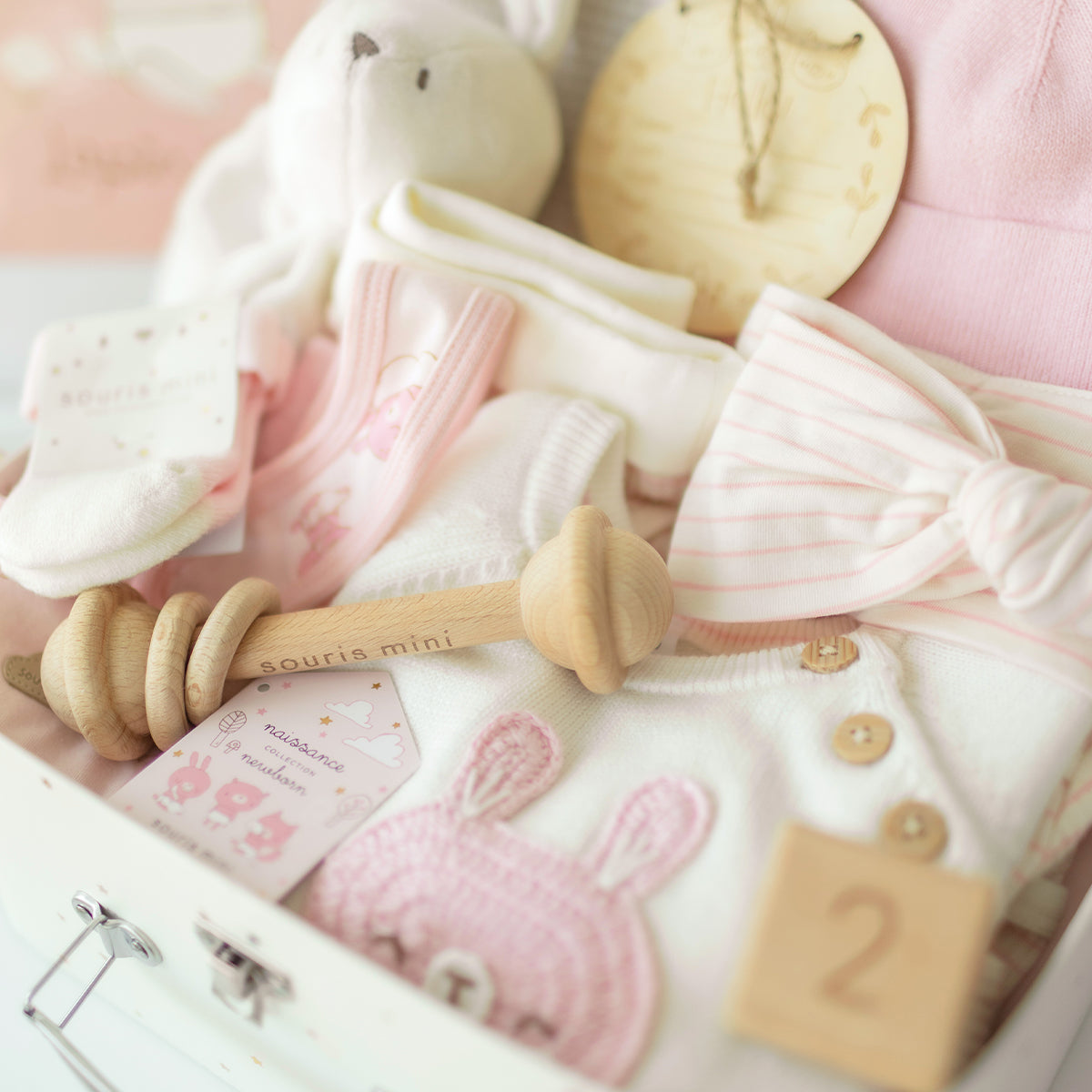 Pink and cream “The Premium” gift set (14 pieces), newborn