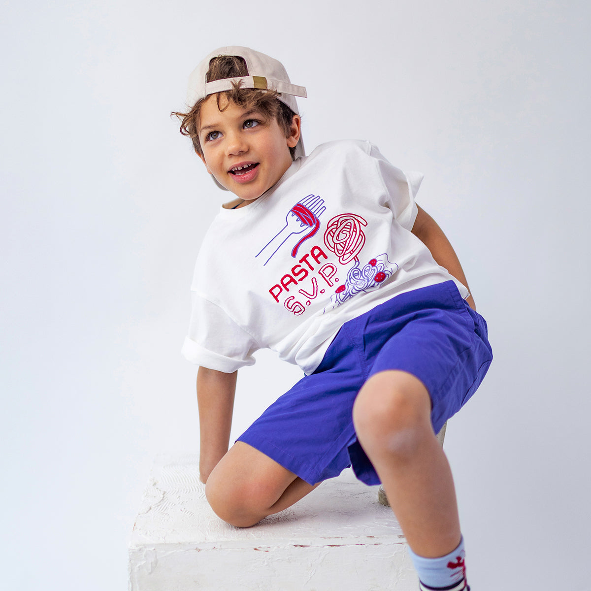 Blue canvas Bermuda shorts, child