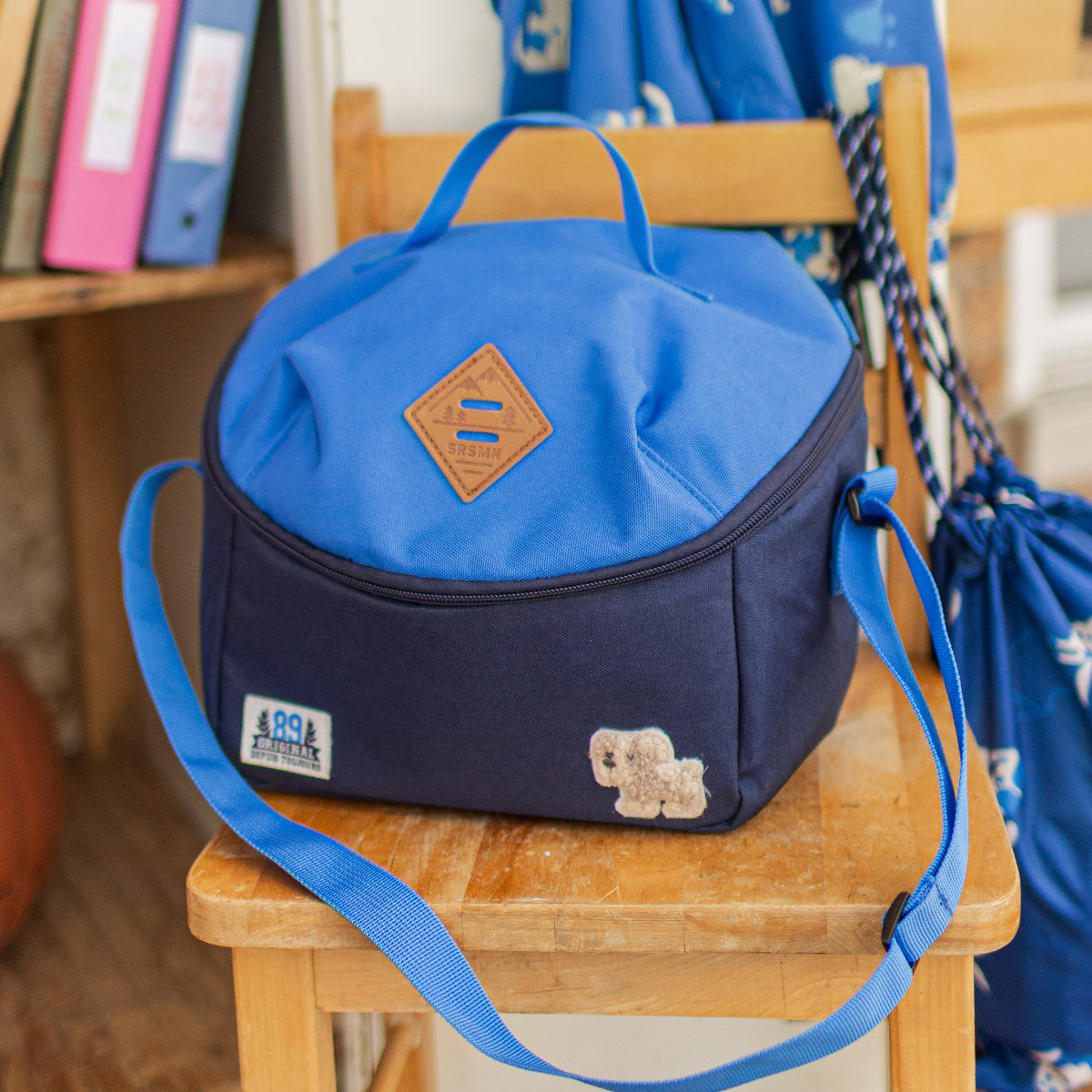 Photo du sac à lunch bleu, enfant