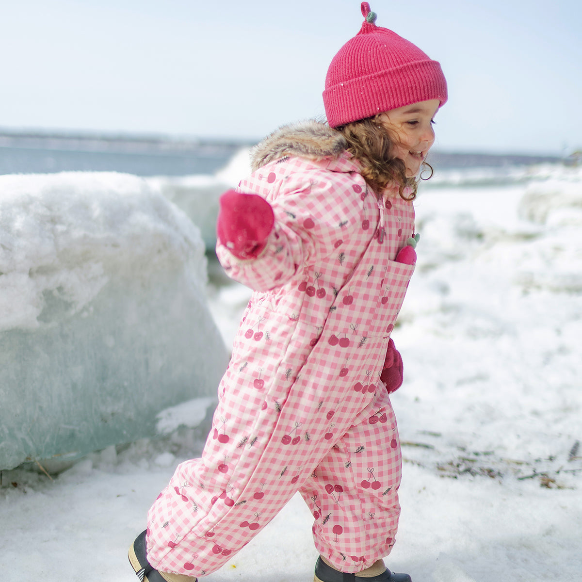 Habit de neige une pièce rose à carreaux avec imprimé, bébé