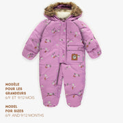 Habit de neige mauve une-pièce avec motifs et fausse fourrure, bébé || One-piece purple snowsuit with patterns and faux fur, baby