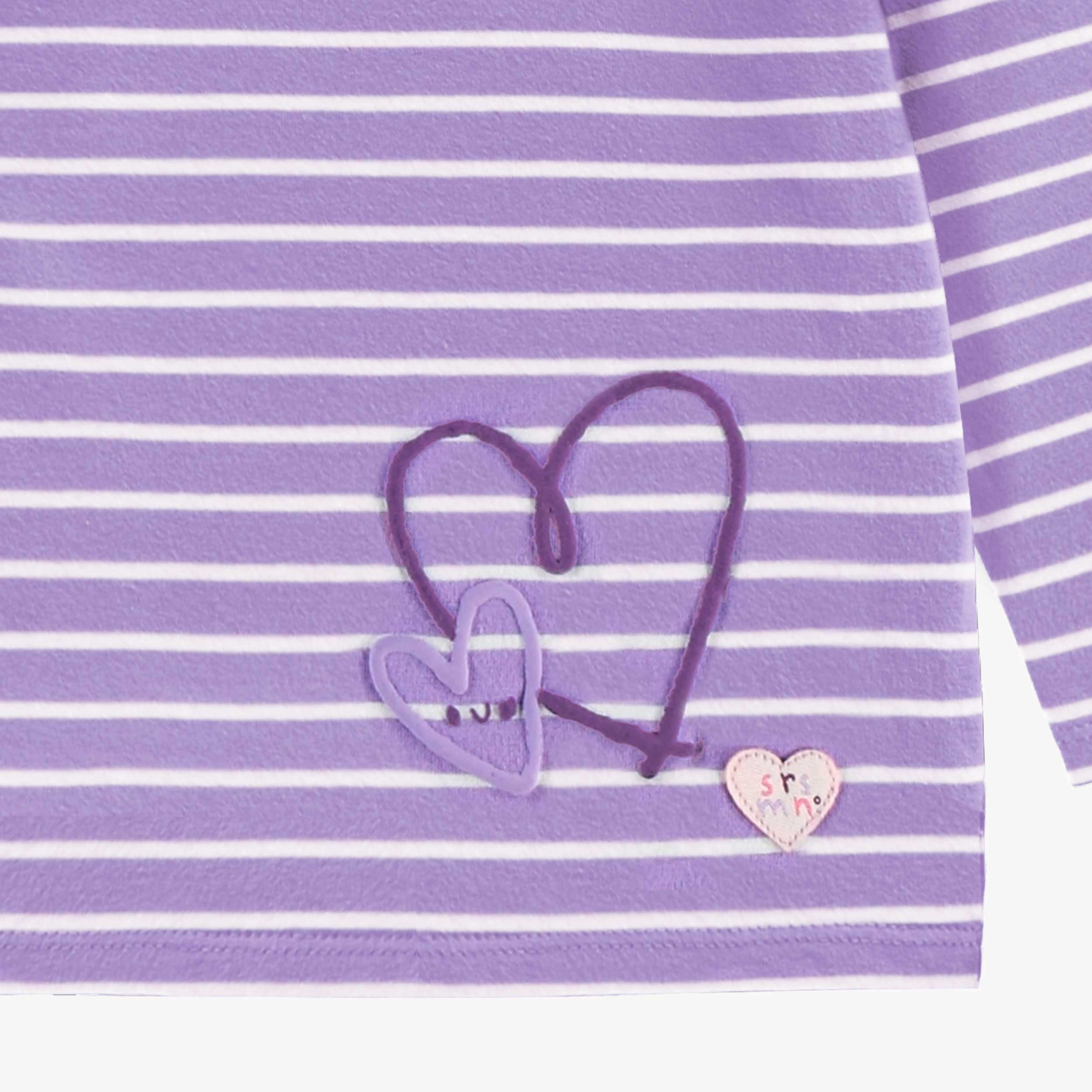 Zoom illustration du t-shirt mauve à rayures, bébé
