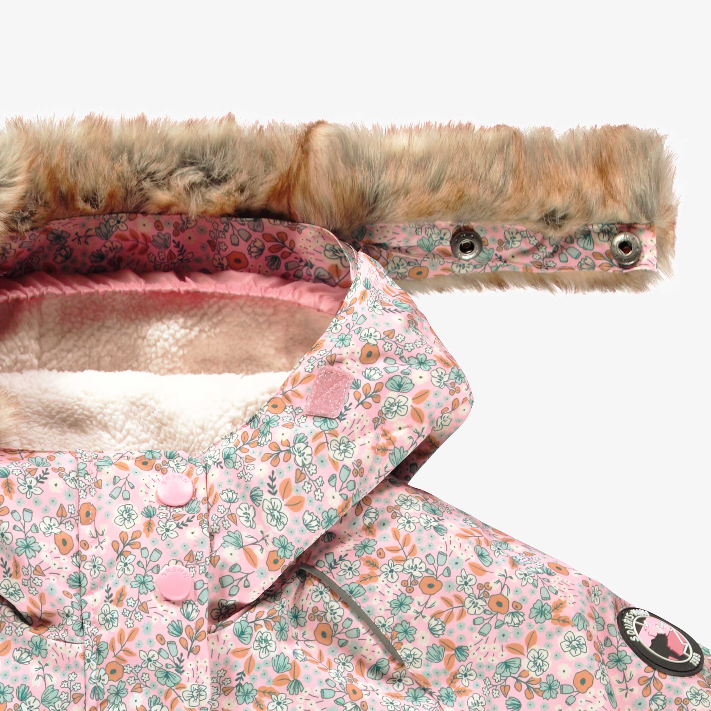 Zoom attache col fausse fourrure de l'habit de neige une pièce rose avec fleurs, enfant