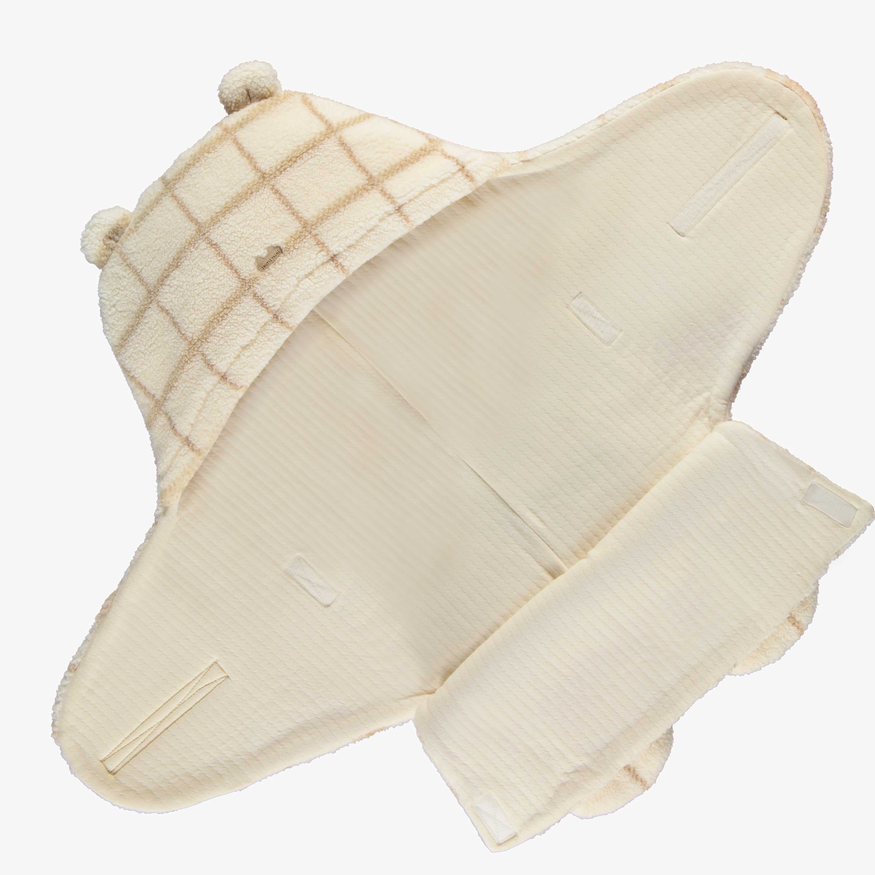 Nid d’ange crème en sherpa, naissance