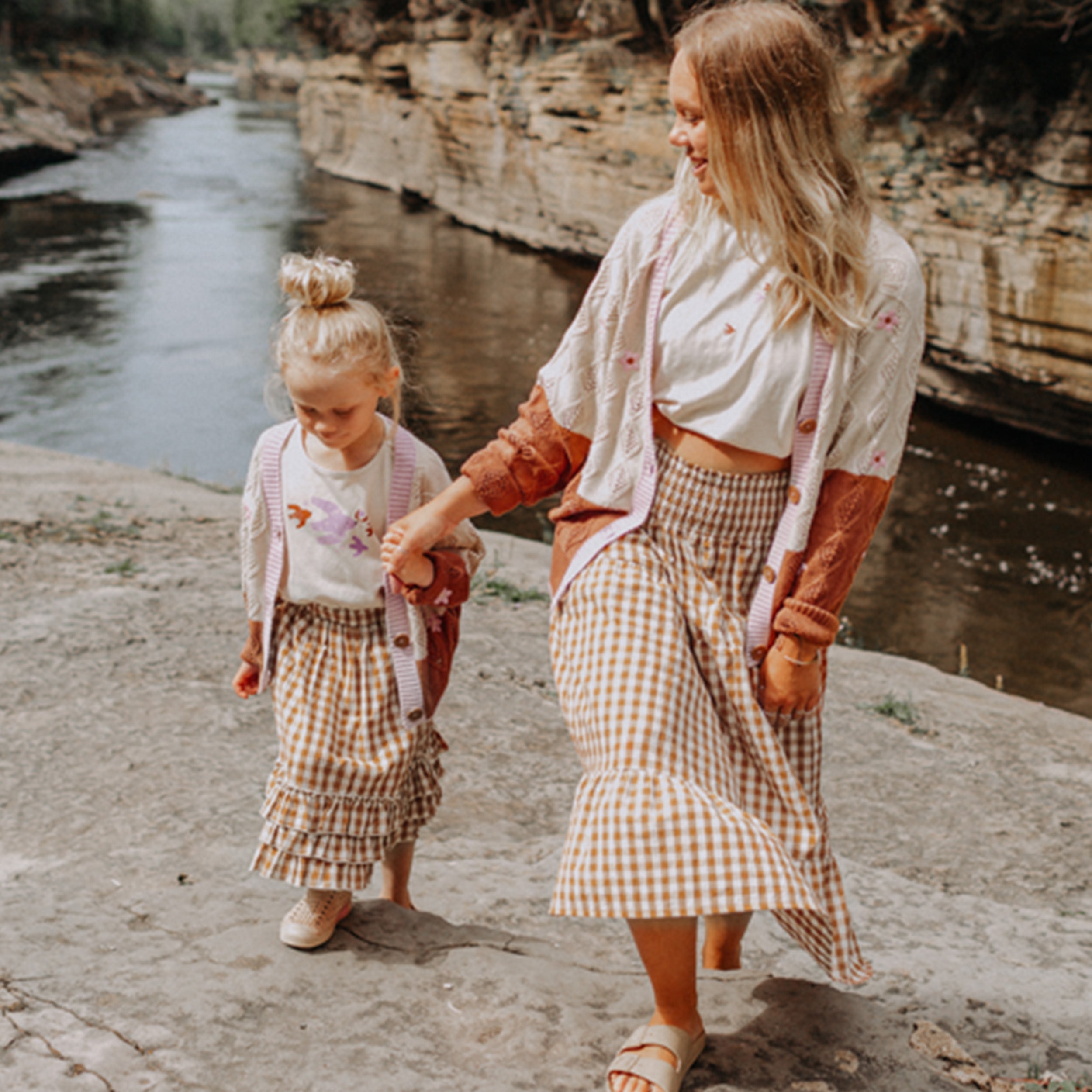 Cream and brown checkered skirt in seersucker, child