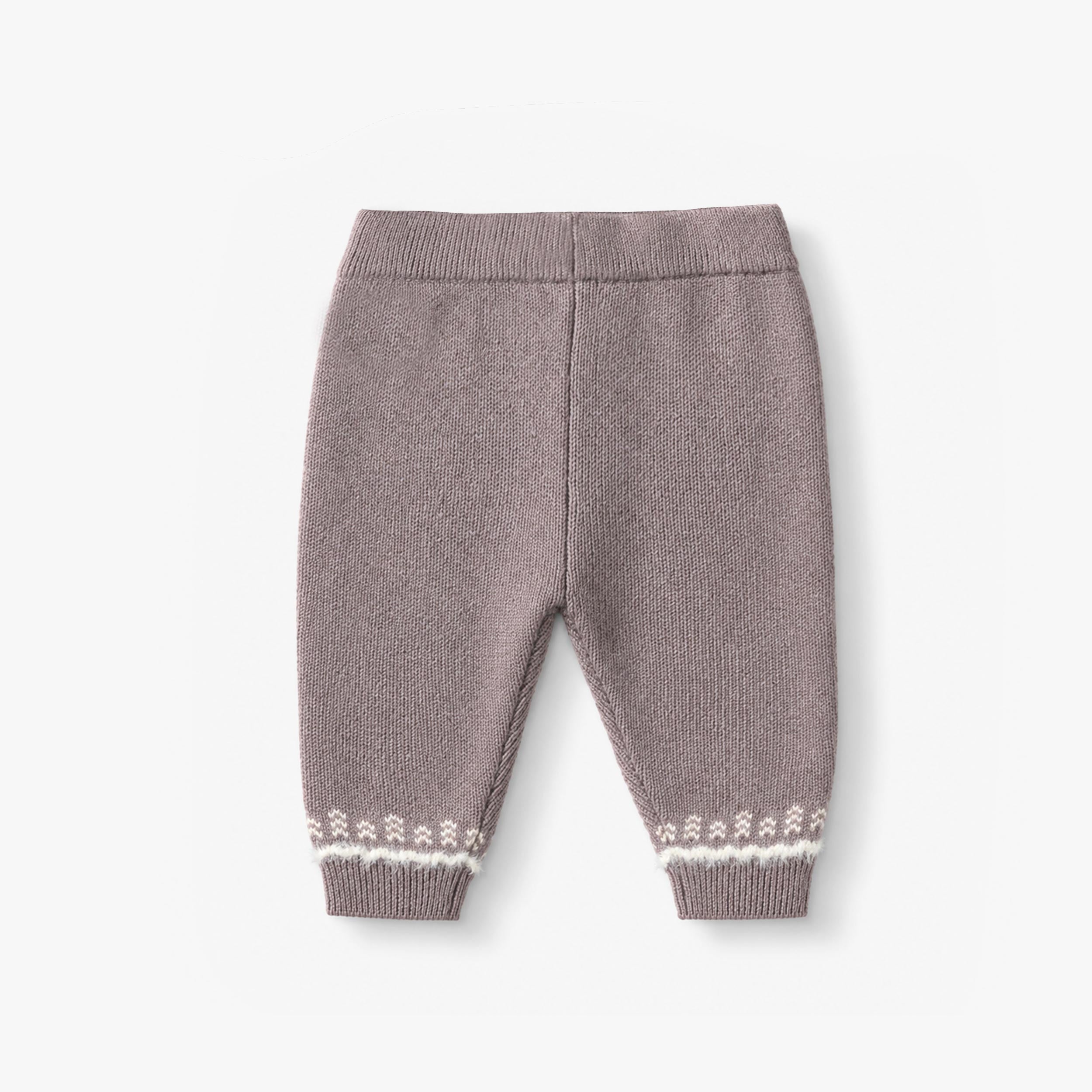 Vue arriere du pantalon en tricot gris mauve pour bebe garcon avec taille elastique, chevilles cotelees et motif jacquard au bas des jambes.
