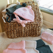Plastron rose pâle en maille, bébé || Light pink knitted plastron, baby