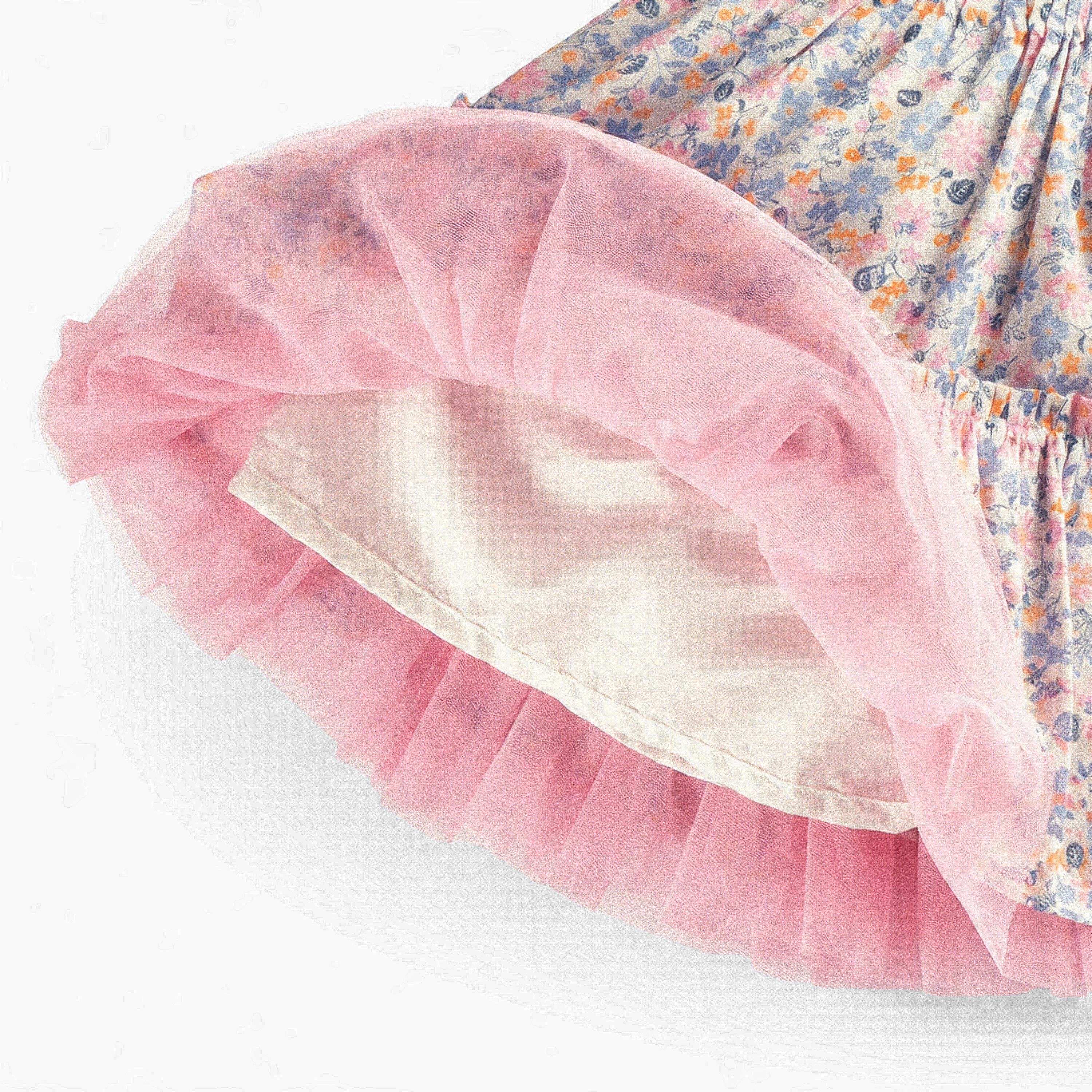 Zoom détails de la jupe blanche à motif floral, enfant