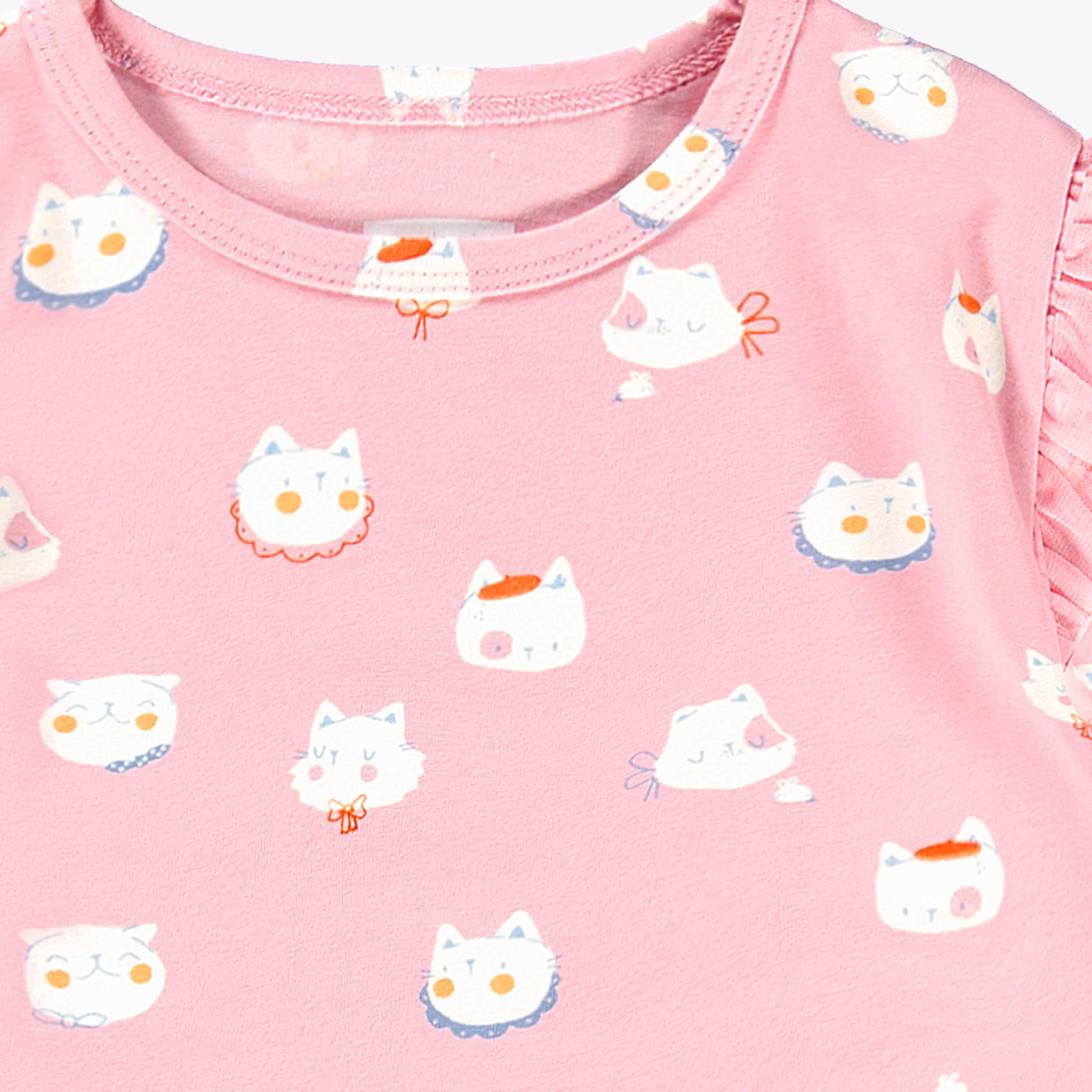 Zoom détails du t-shirt rose à motifs de chats, enfant