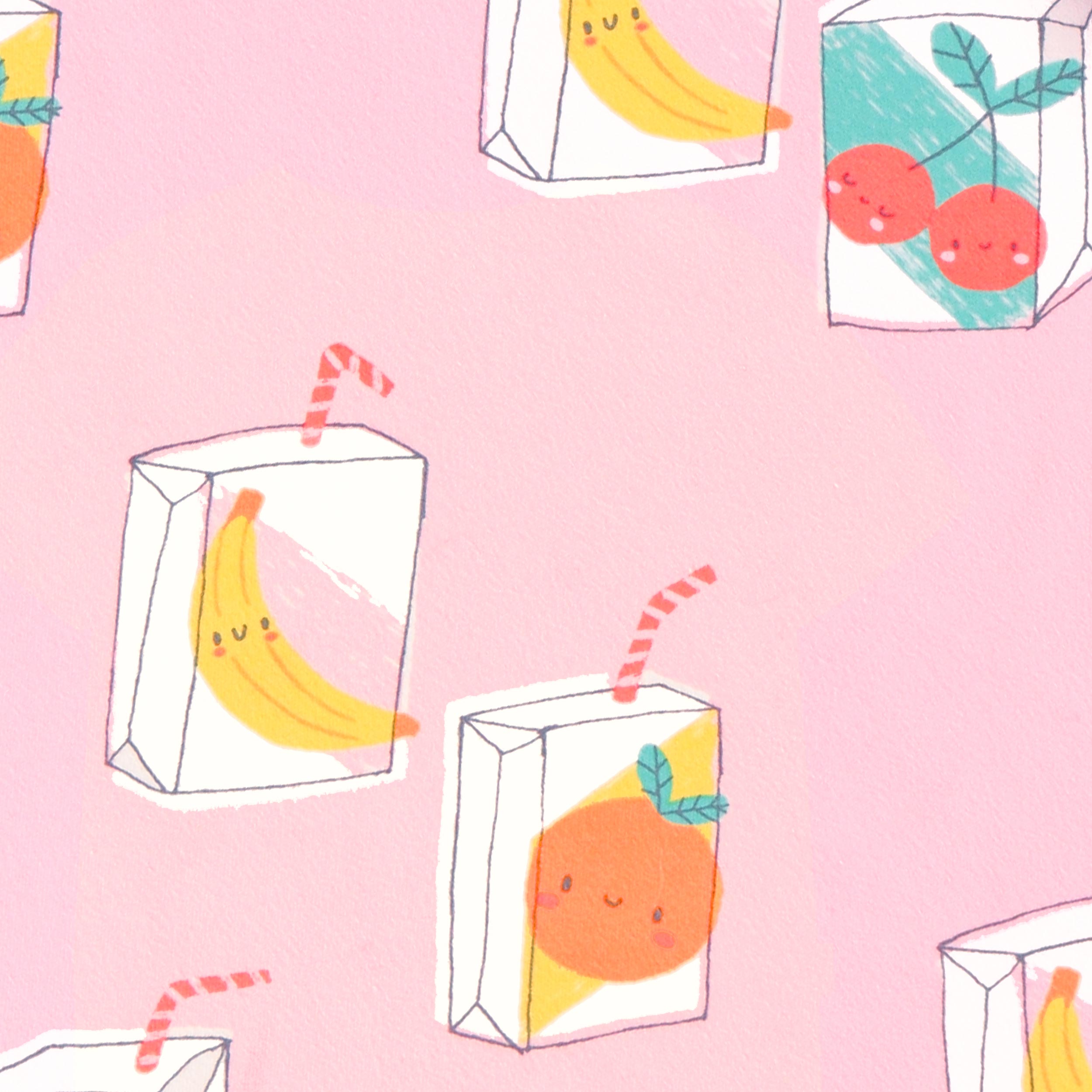 Zoom détails du t-shirt rose à motifs de boîtes de jus, bébé