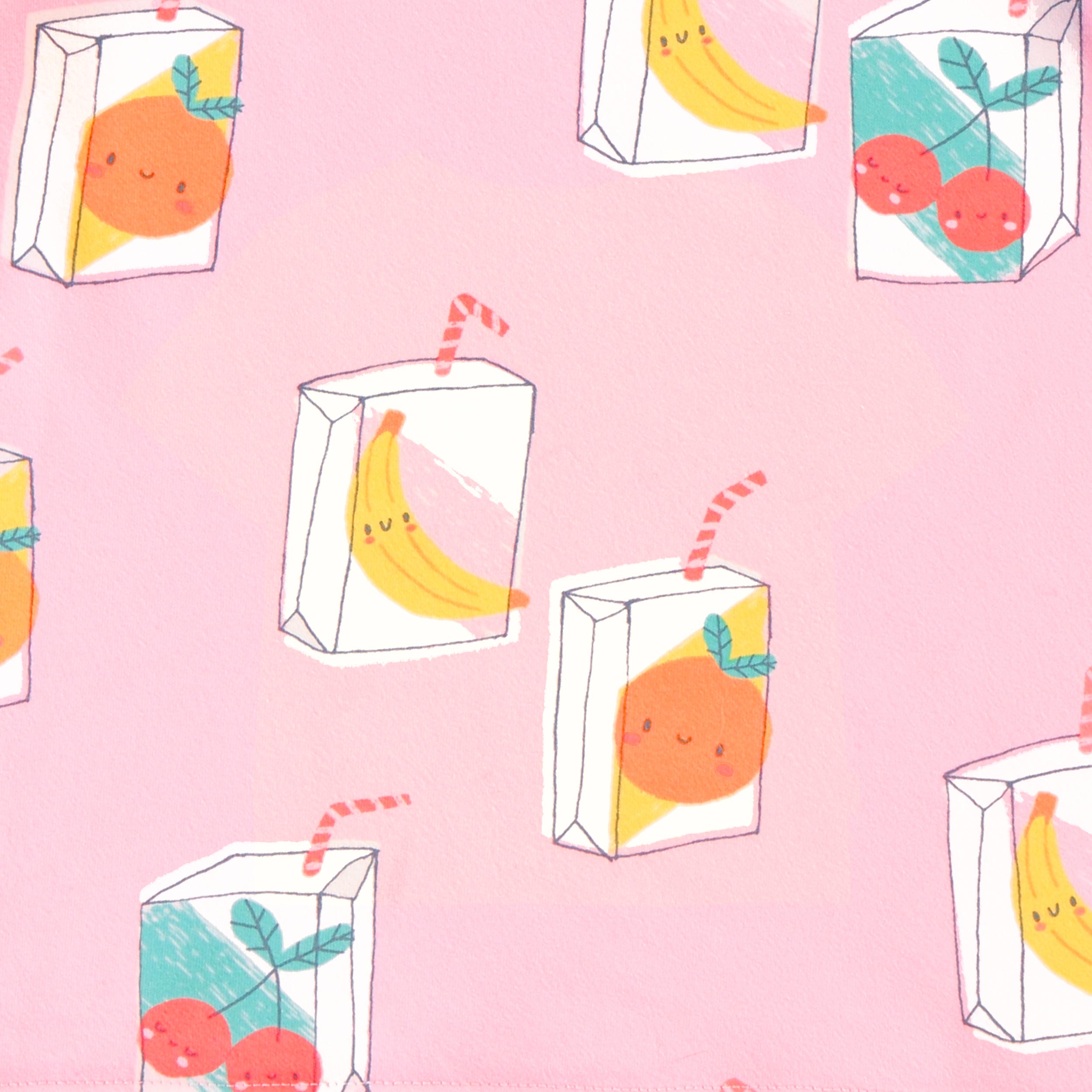 Zoom détails du t-shirt rose à motifs de boîtes de jus, enfant