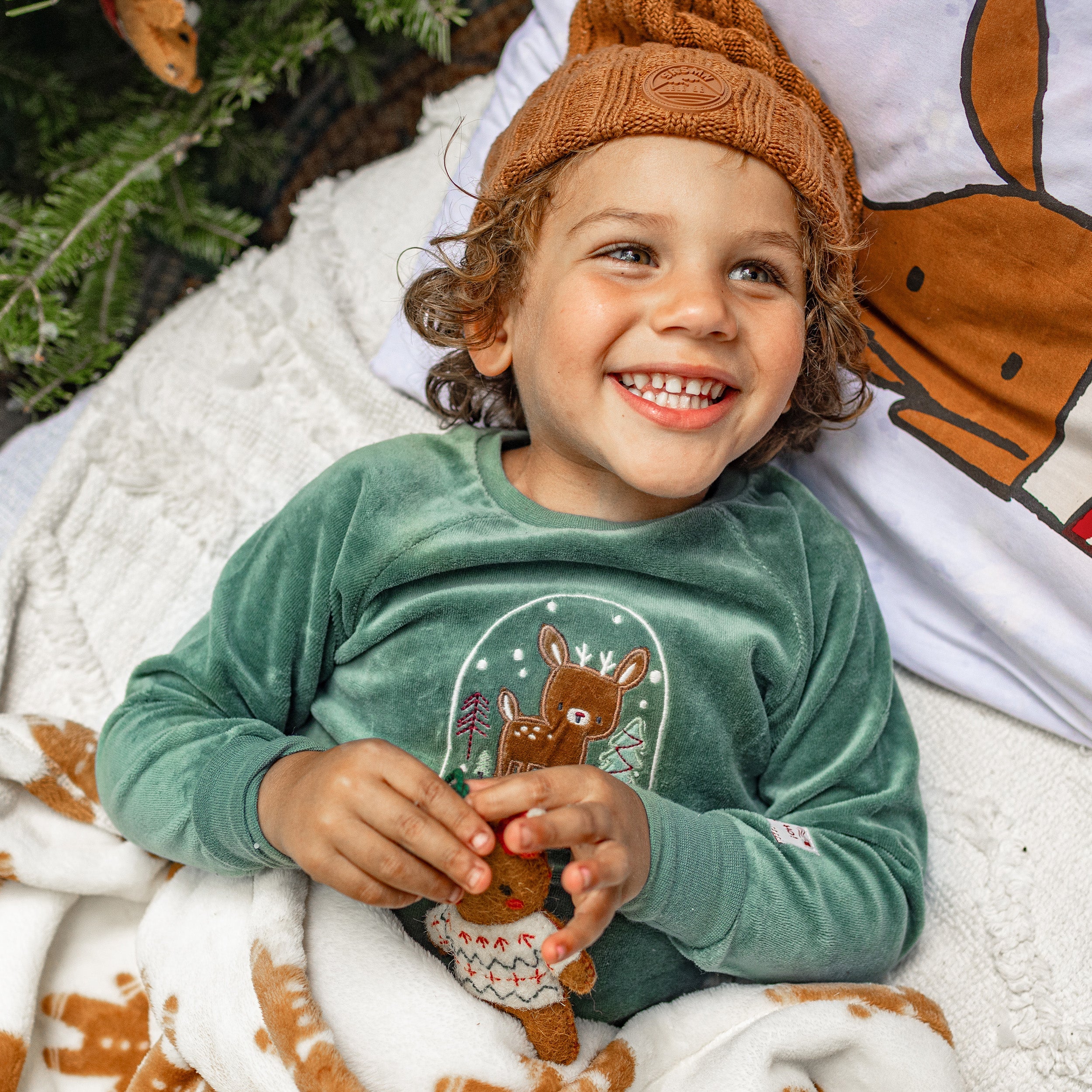 Pyjama des fêtes deux pièces vert forêt en velours, bébé