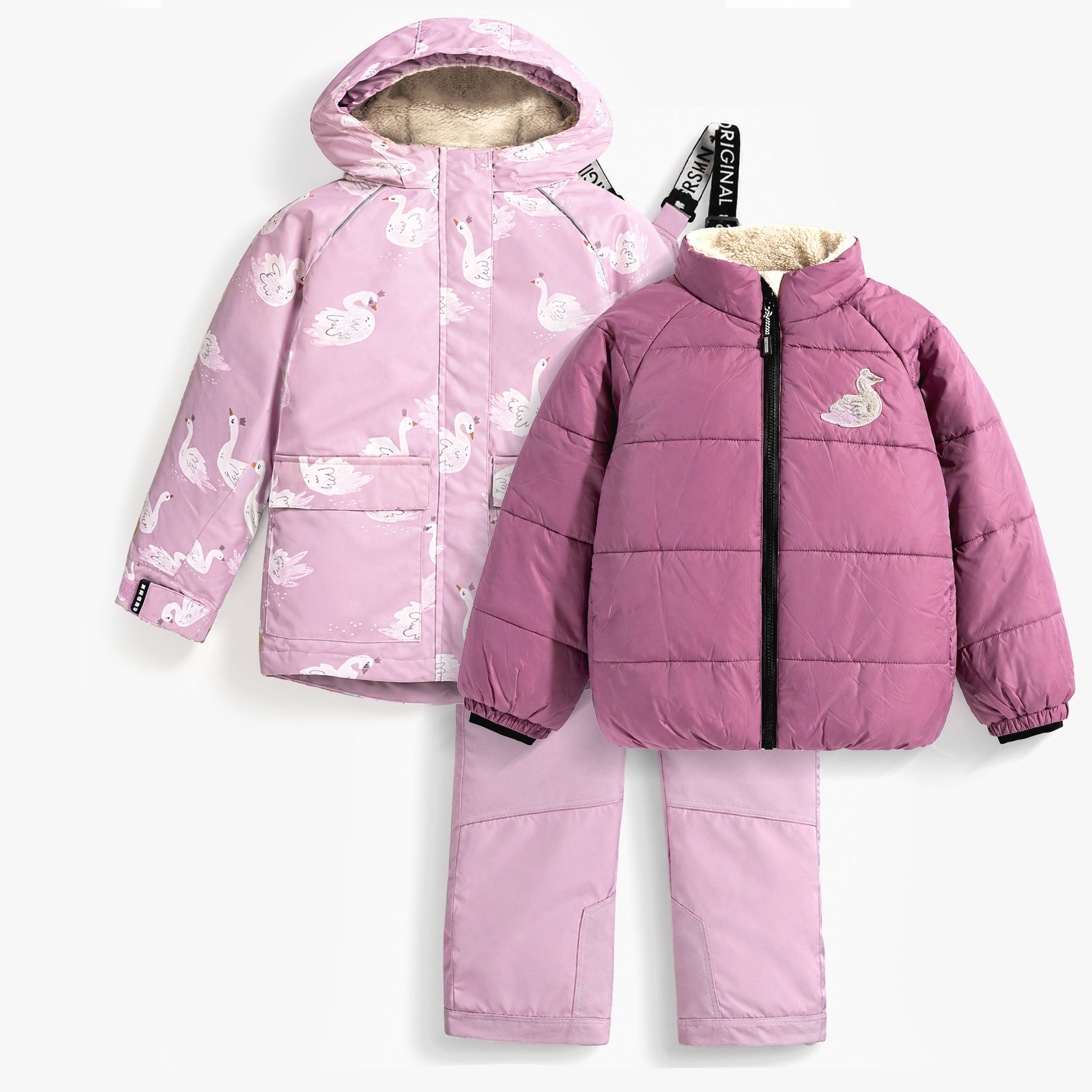 Ensemble de neige 3-en-1 pour enfant avec manteau rose imprimé cygnes, doudoune isolée amovible et pantalon de neige assorti, conçu pour offrir chaleur, confort et protection durant l’hiver. - Souris Mini
