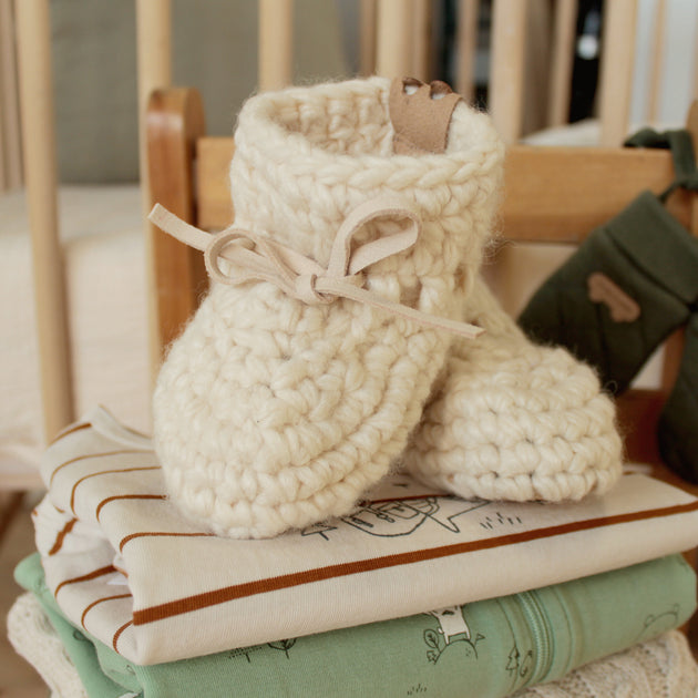 Pantoufles beiges en tricot, naissance - Souris Mini – Souris Mini