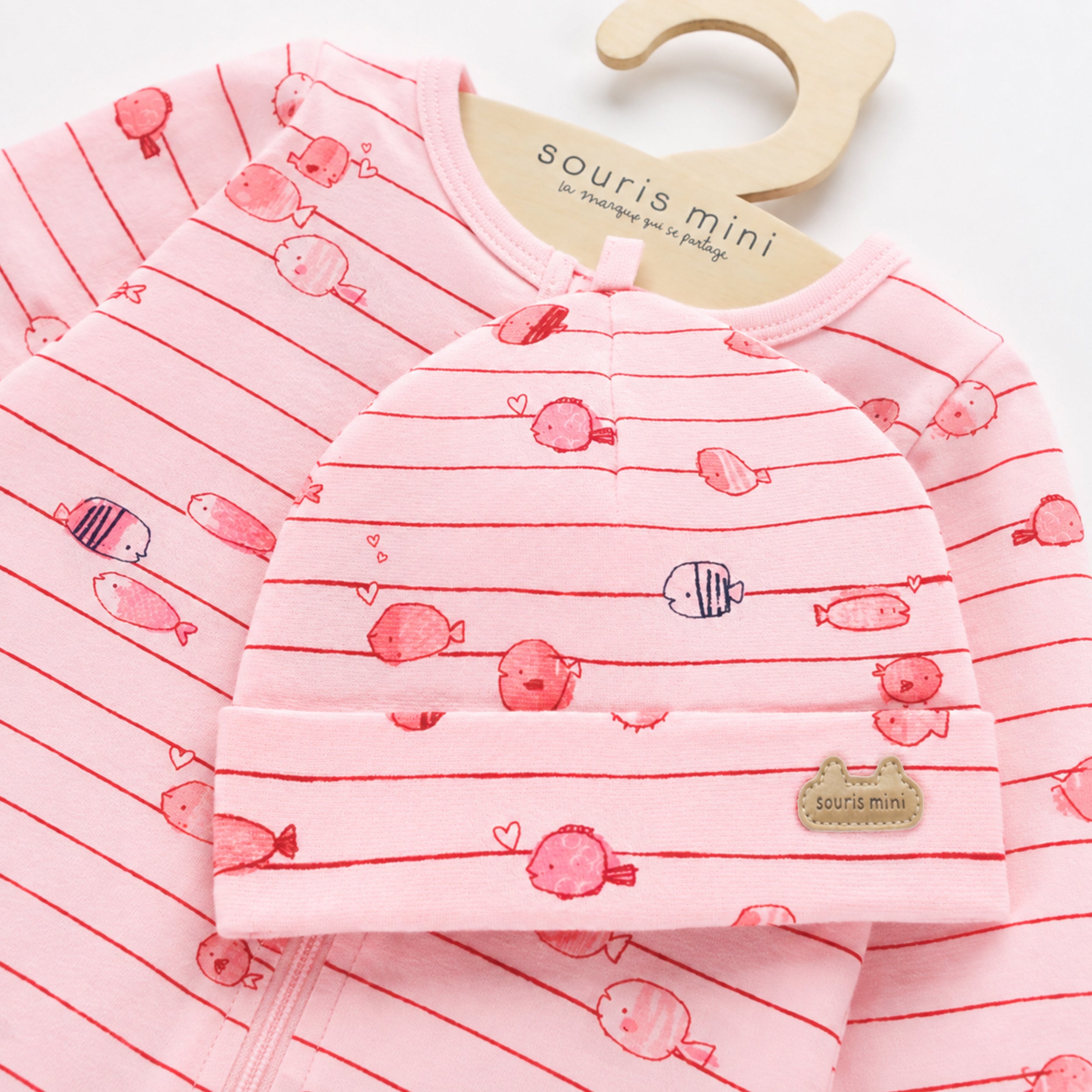 Pyjama rose rayé à motifs de poissons, naissance