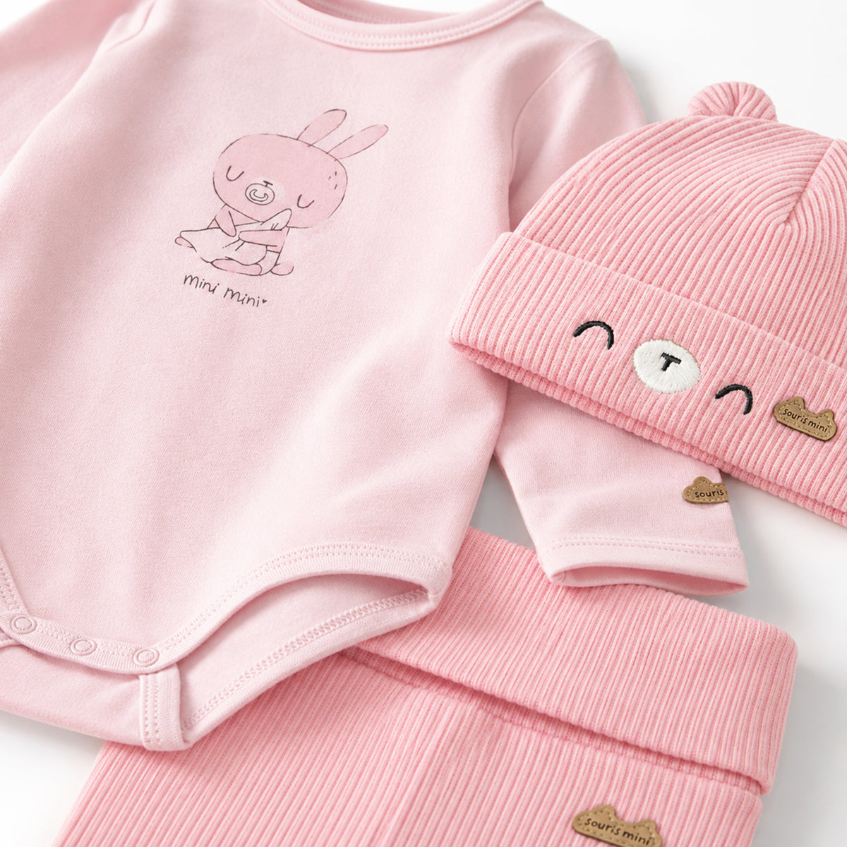 Ensemble trois pièces rose à motif, bébé fille