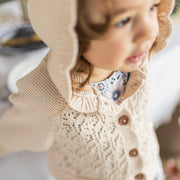 Veste de maille à manches longues crème à capuchon, bébé || Cream long sleeves knit vest with hood, baby