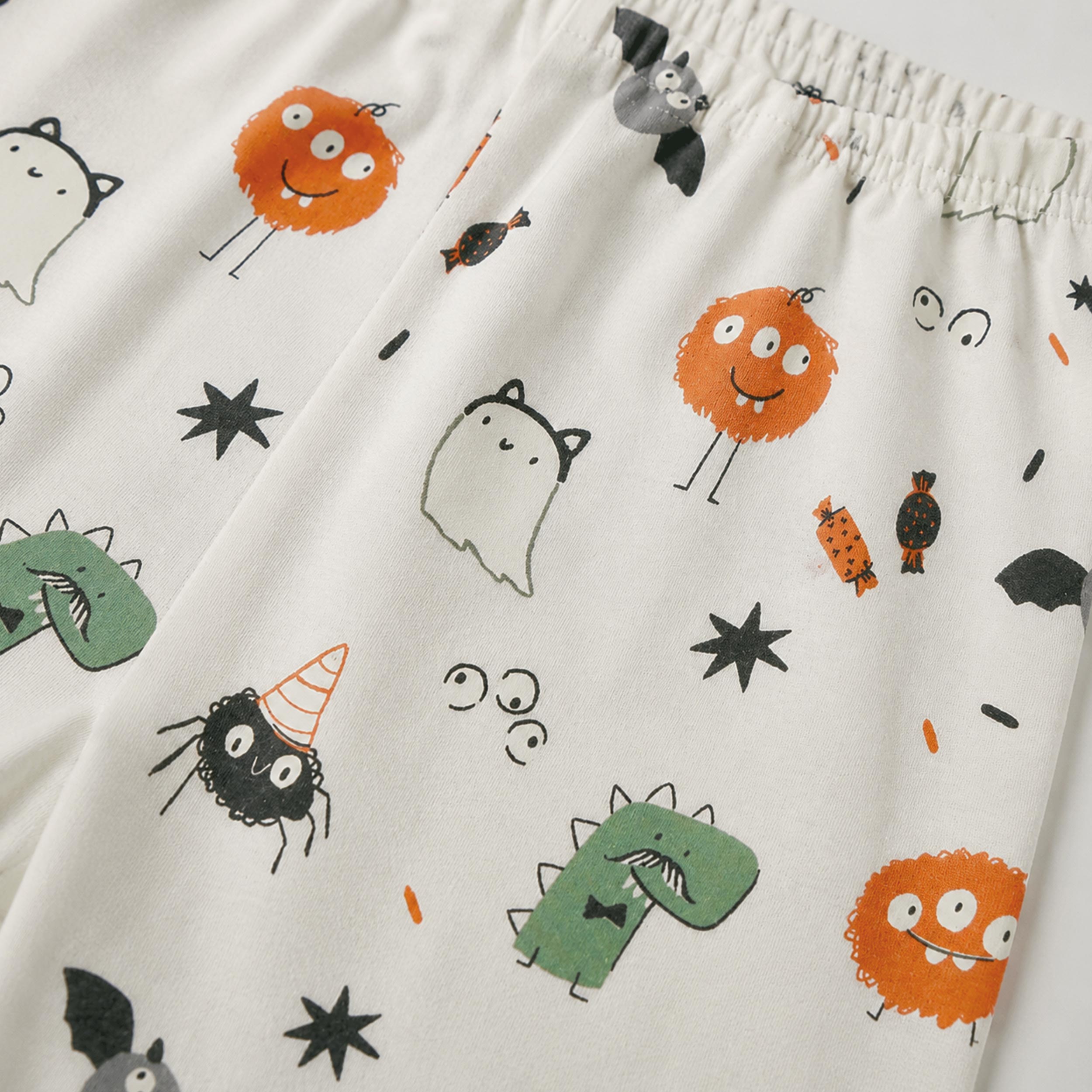 Pyjama deux pièces orange et crème à imprimé d’Halloween, enfant