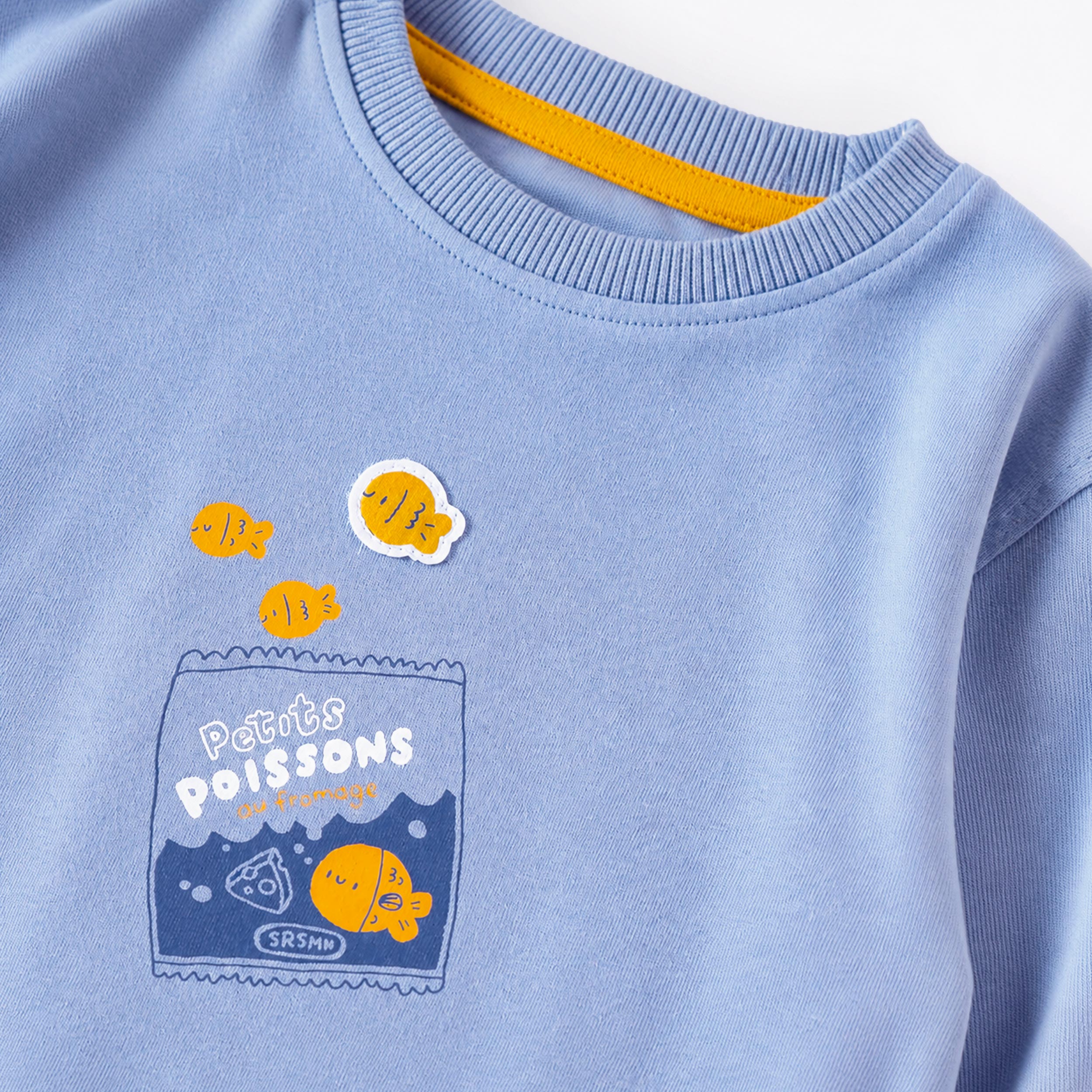 Light blue t-shirt with illustration, baby