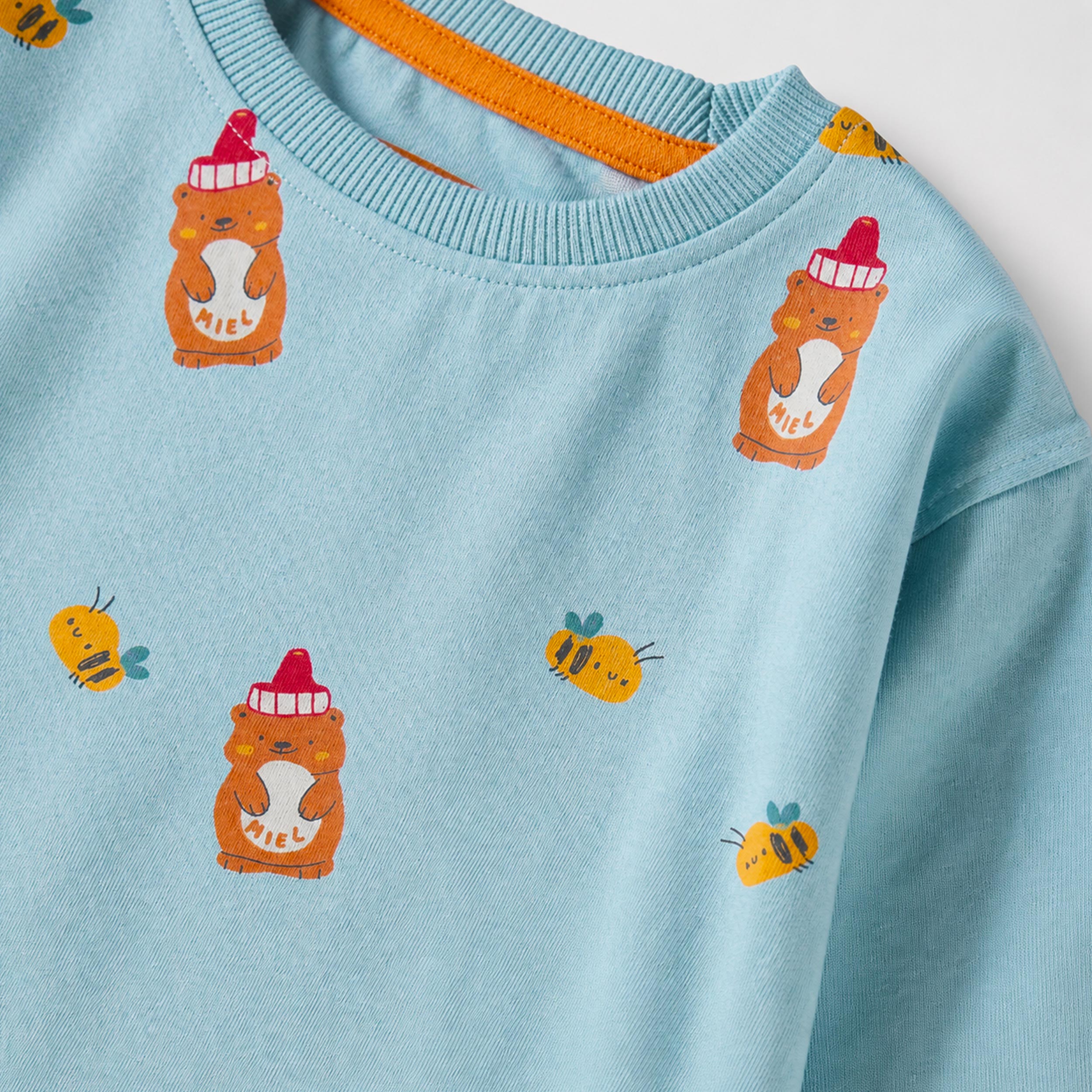 Light blue t-shirt with print, baby