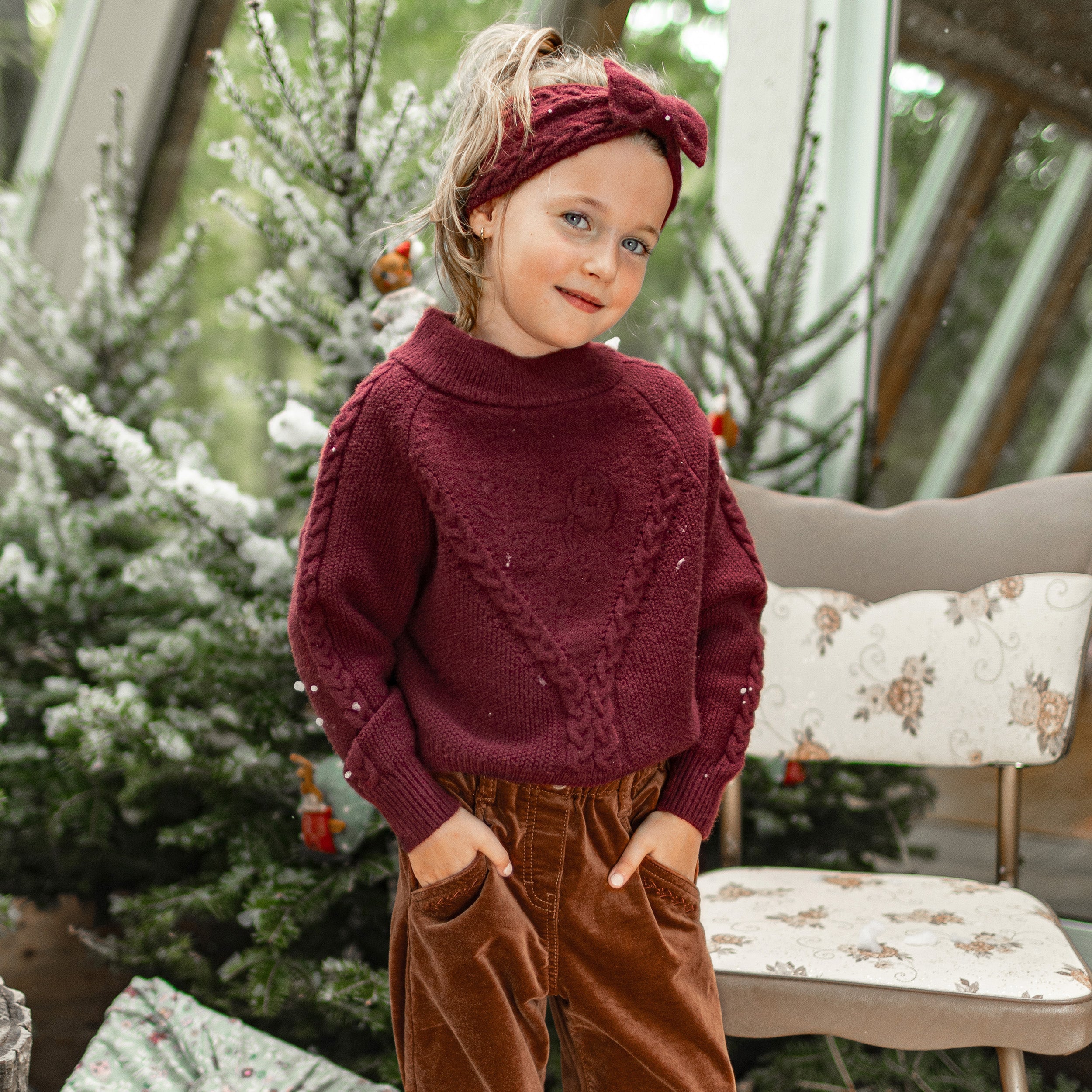 Bandeau bourgogne en maille avec une boucle, enfant