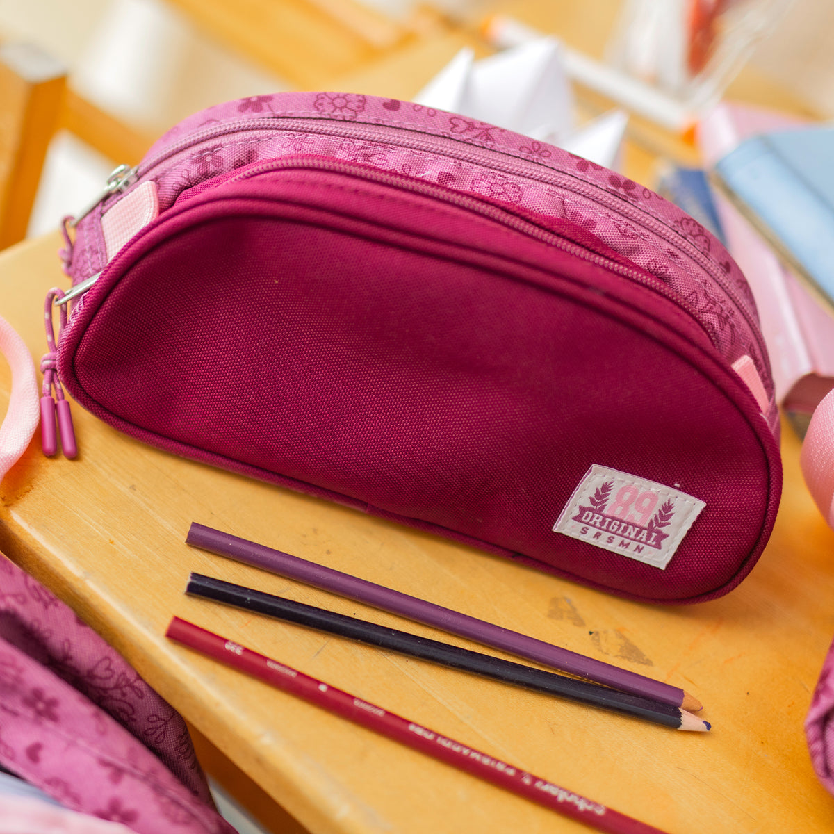Étui à crayons double rose à imprimé floral