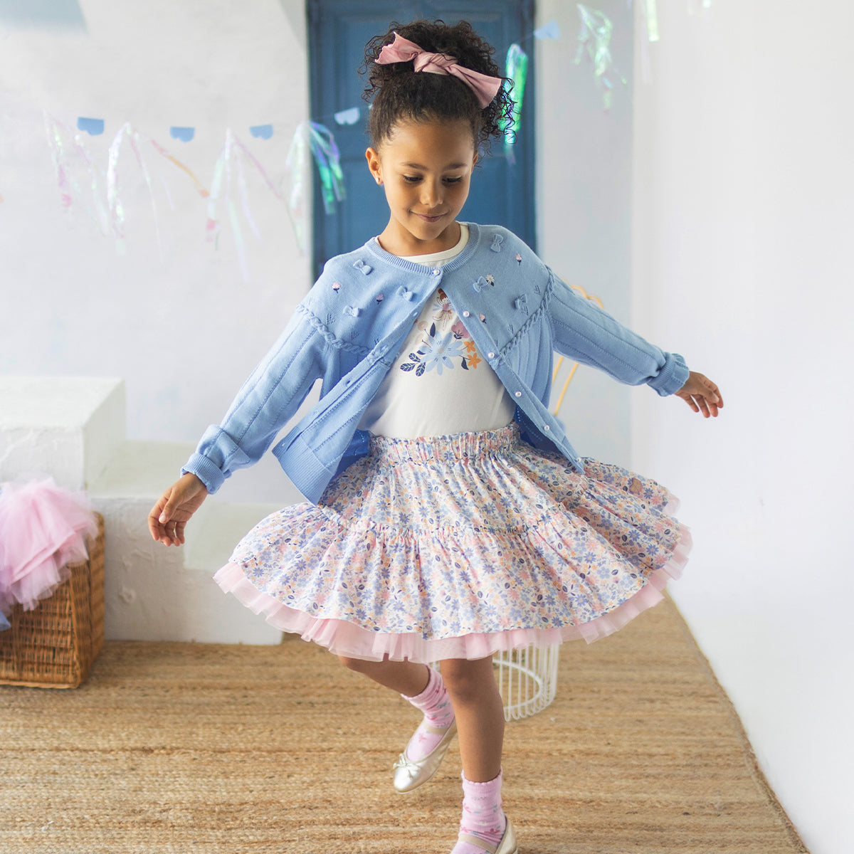 Jupe blanche à motif floral, enfant