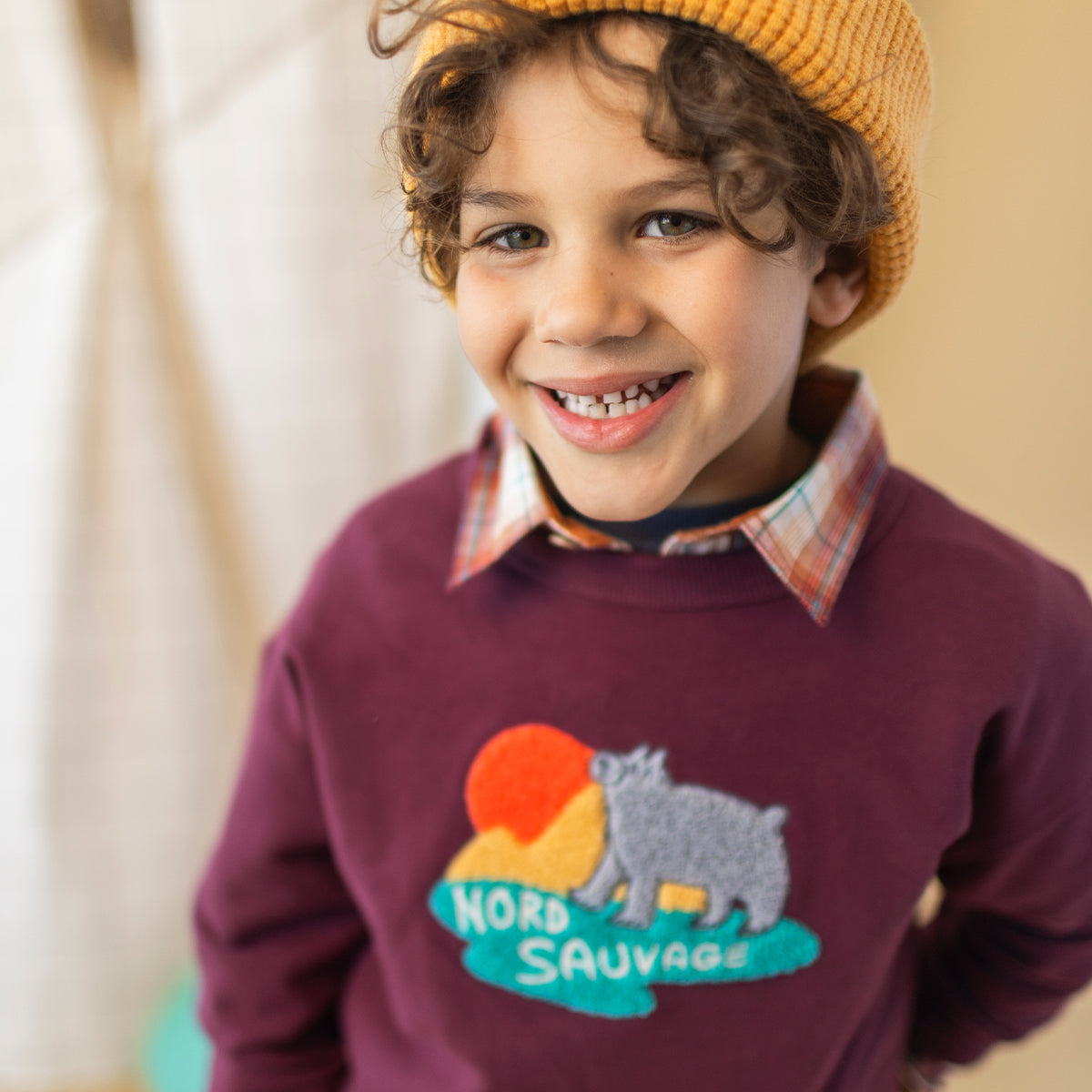 Chandail bordeaux en coton ouaté à illustration, enfant