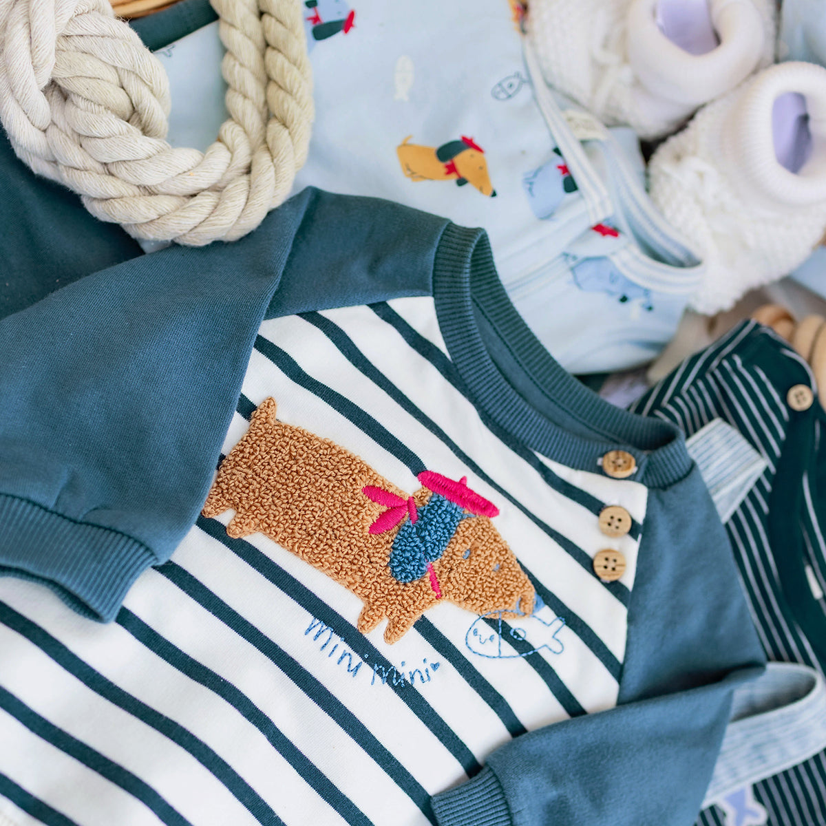 Blue and cream sweatshirt with stripes and illustration, newborn 