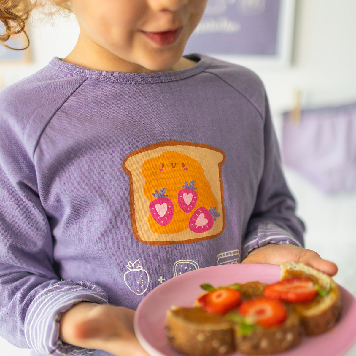 Pyjama deux pièces mauve à illustration de tartine, enfant