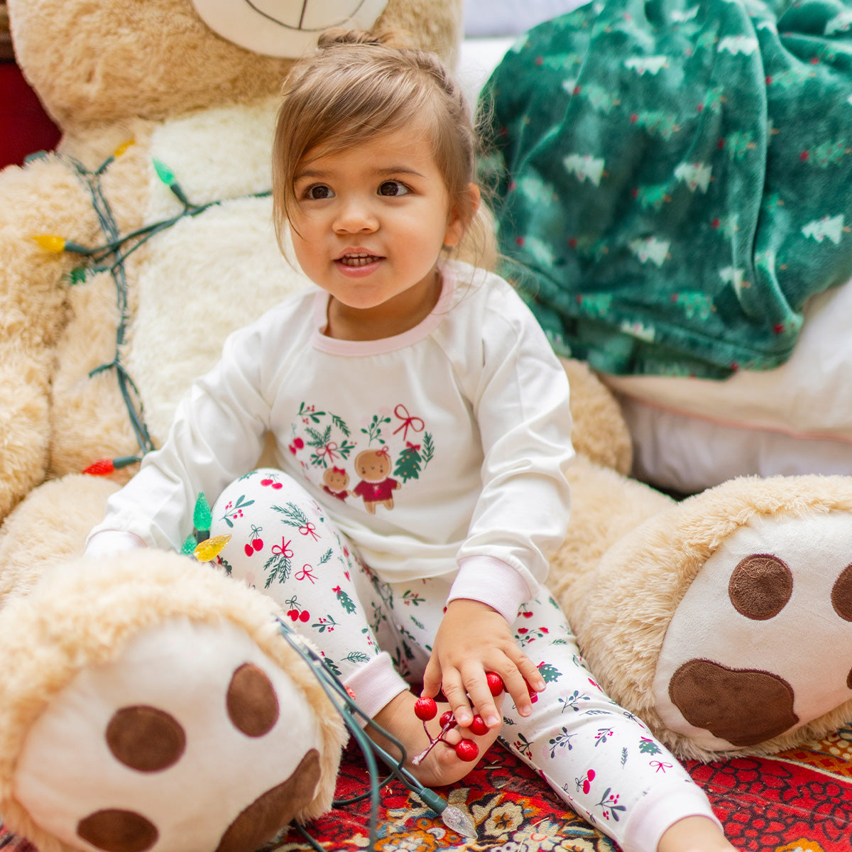 Pyjama deux pièces crème à motifs des Fêtes, bébé