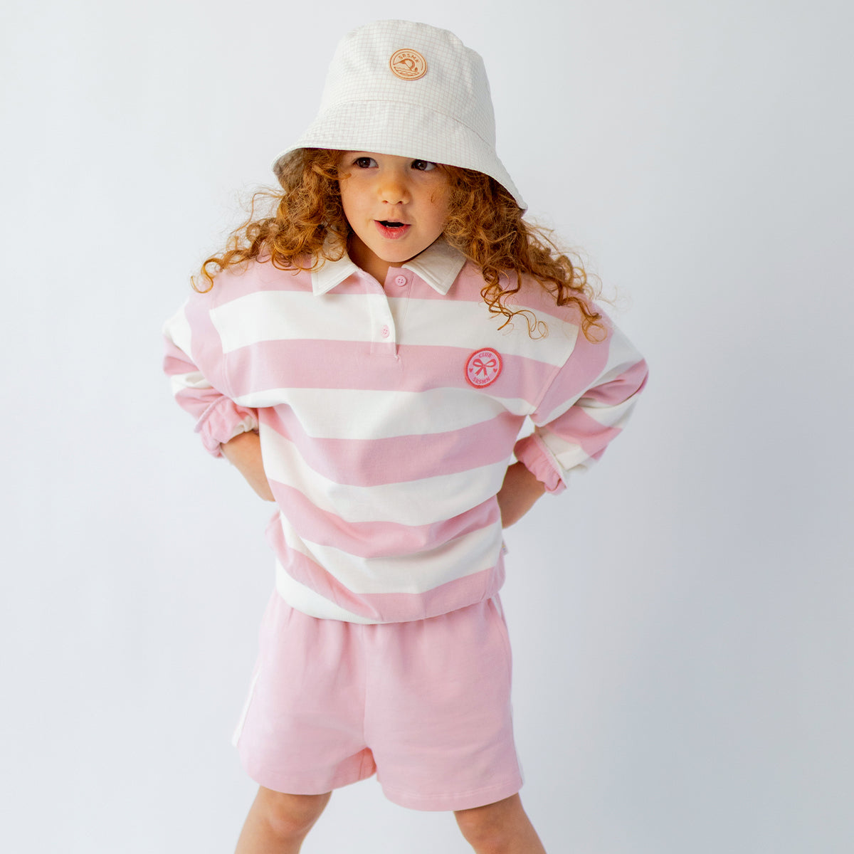 Short rose en tricot français, enfant