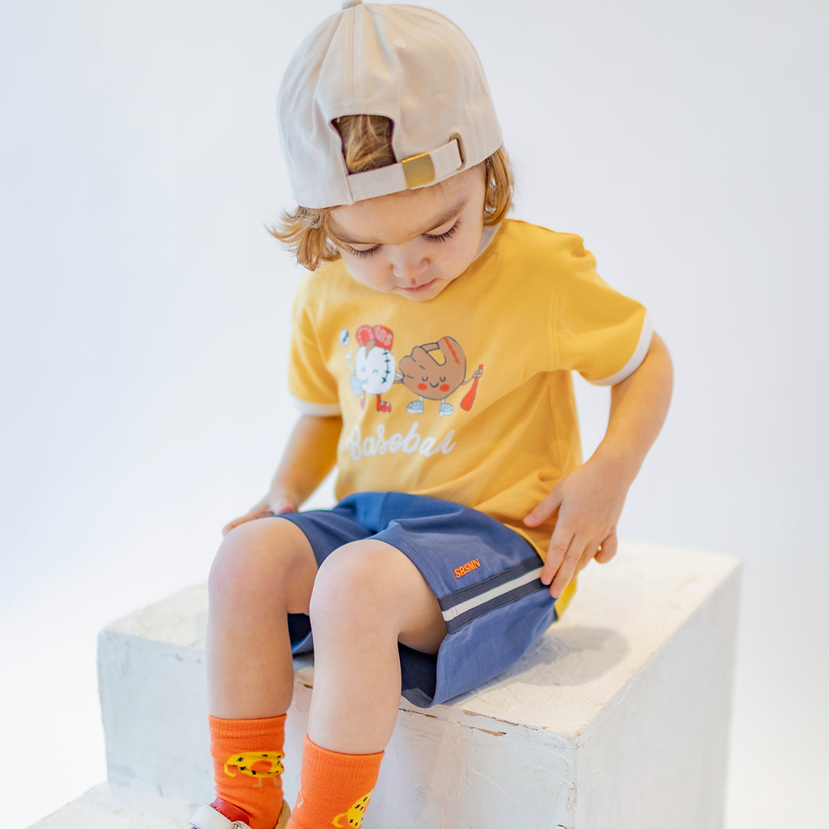 T-shirt jaune avec illustration, bébé